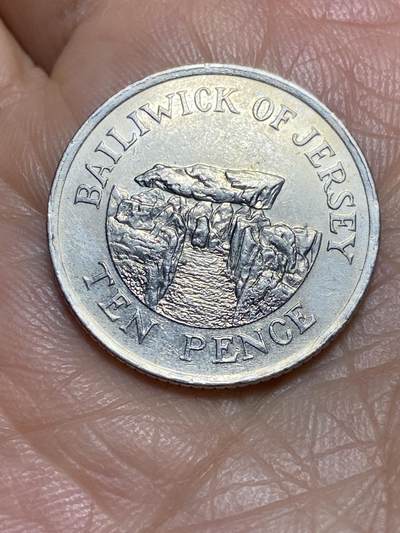 2026年第一场(总第一百七十场）外国好品散币场(免佣金) - 英属泽西岛🇯🇪1992年10便士(伊丽莎白二世中年花冠第三套第二版，缩小尺寸版，首发年)