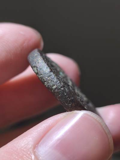 非常罕见！贵霜帝国巴克特里亚伽尼色迦一世大铜币14.9g，背风神，副厂巴克特里亚造币厂非常稀少，气质很特殊，一眼就能看出区别，铭文十分清晰，馆藏级精品