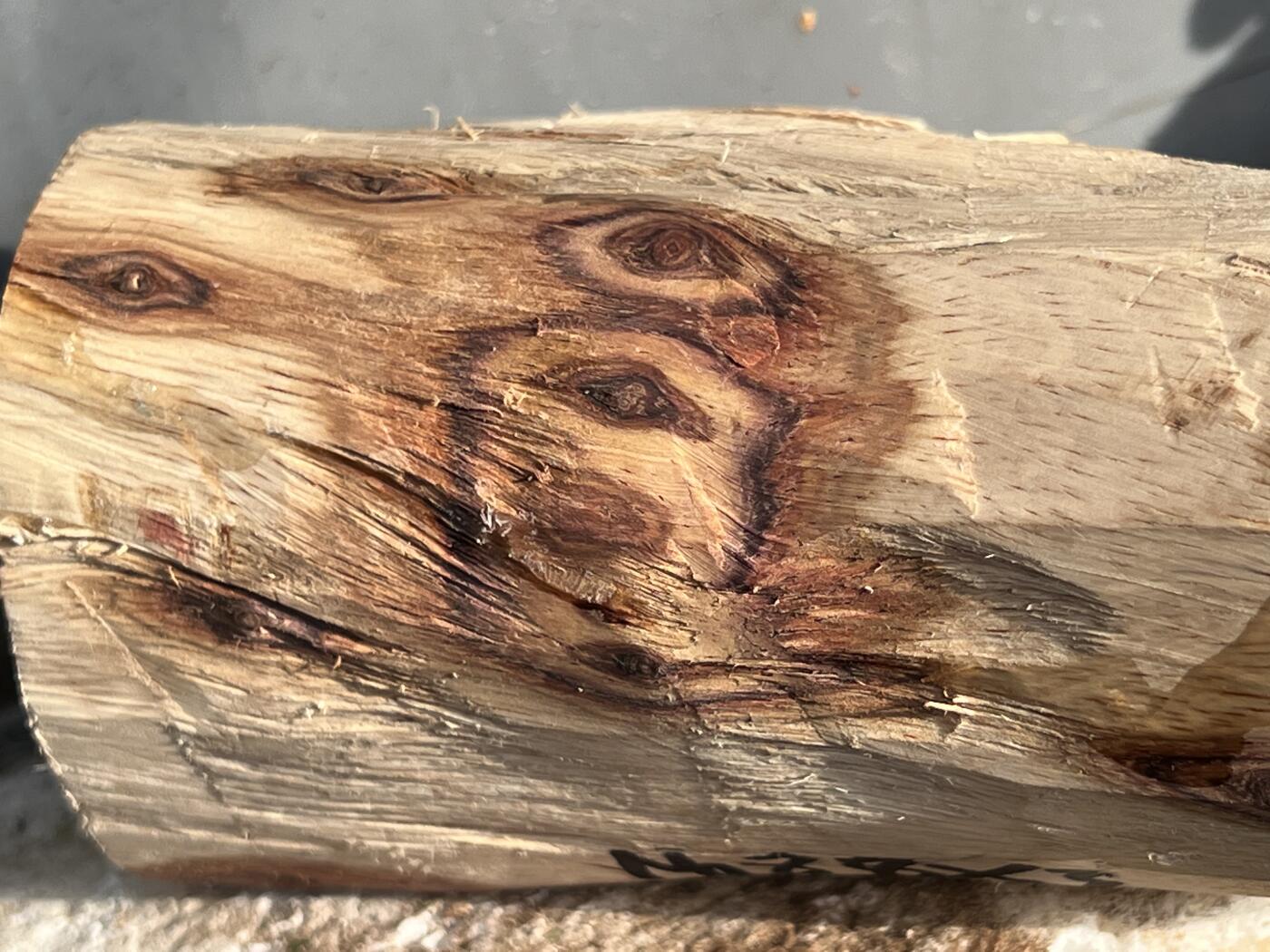 零元拍：  NO88-3 海南黄花梨原料。115/40/65/55MM