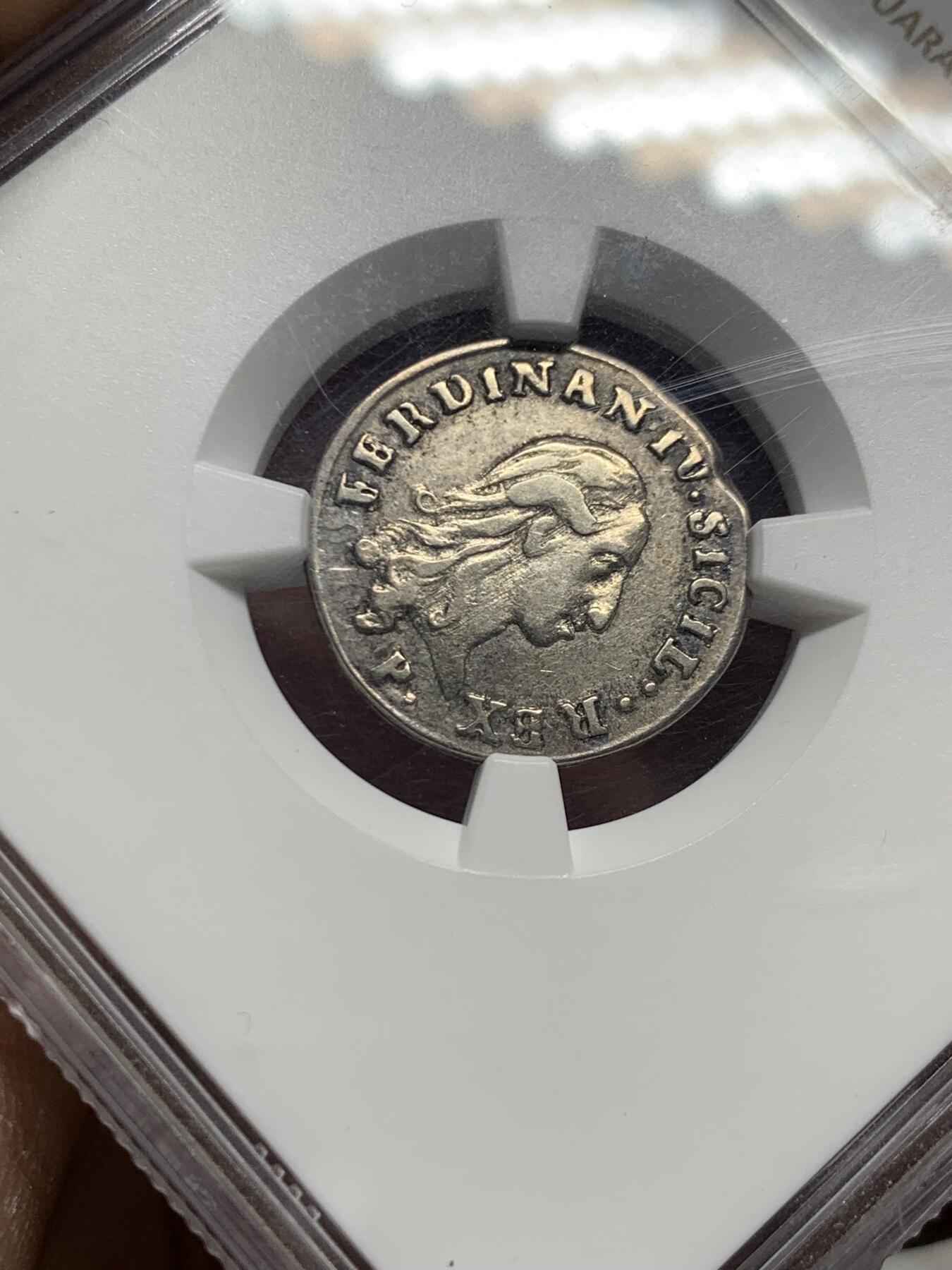 《竞宝斋》第452场 周日，周一 2场连拍 （全场包邮，欢迎送拍） NGC XFD 意大利 那不勒斯与西西里王国 1798年 10GRA 银币 打制不错 细节很好 少见品种