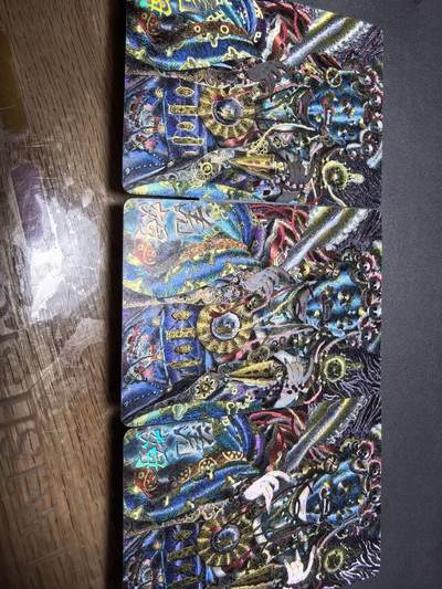 寸草不生拍卖 第十七期  - 卡萃风调雨顺李尊奇老师绘隐藏三连羌姆粗闪裸卡3张