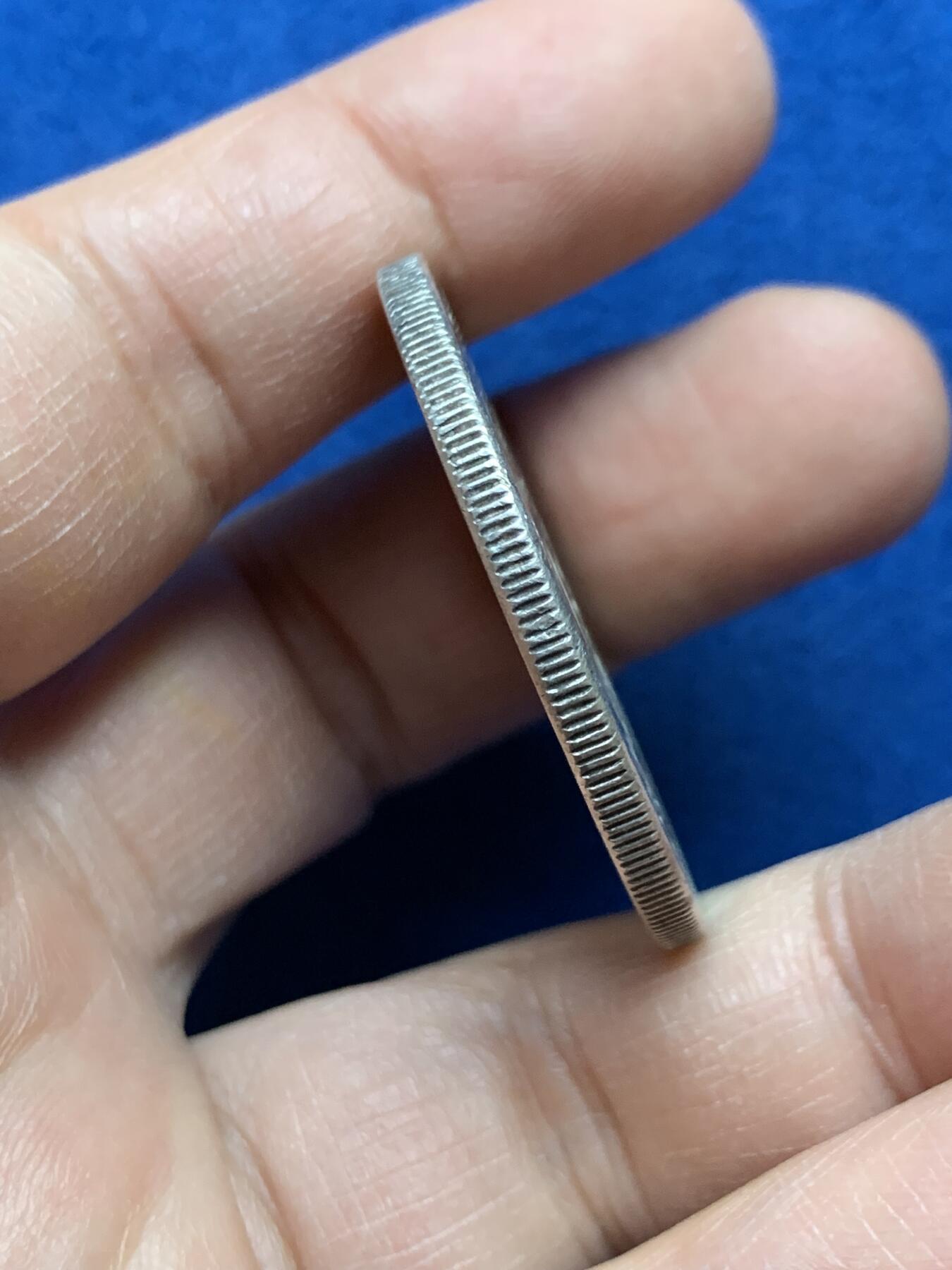 《竞宝斋》第452场 周日，周一 2场连拍 （全场包邮，欢迎送拍） 日本1893年明治二十六年龙洋一圆银币