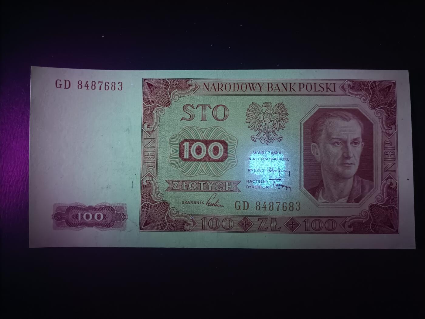 2026首期，总第211期 波兰1948版100兹罗提UNC-，男青年和工厂（肖像原型是印钞厂长的小车司机），少见人民波兰初期品种