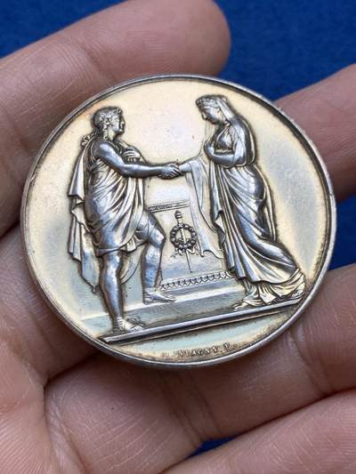 《竞宝斋》第452场 周日，周一 2场连拍 （全场包邮，欢迎送拍） - 法国婚礼结婚纪念镀金银章 大版 刻花很漂亮 41.3MM 32.15g 丰饶角银标