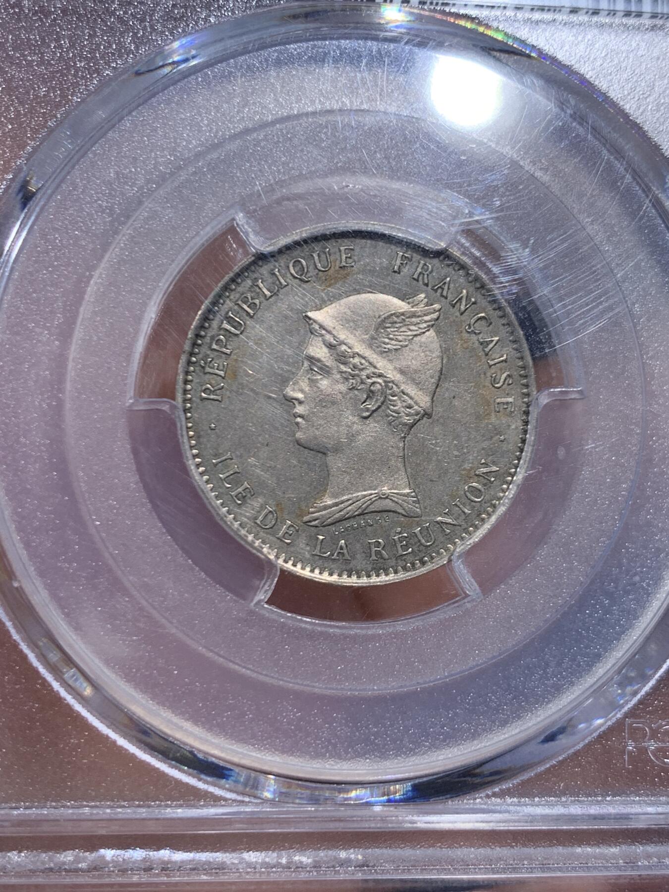 《竞宝斋》第452场 周日，周一 2场连拍 （全场包邮，欢迎送拍） PCGS SP62 法属留尼旺 50分 样币 非常稀少的品种 稀少等级因为R3 背面支撑有磕