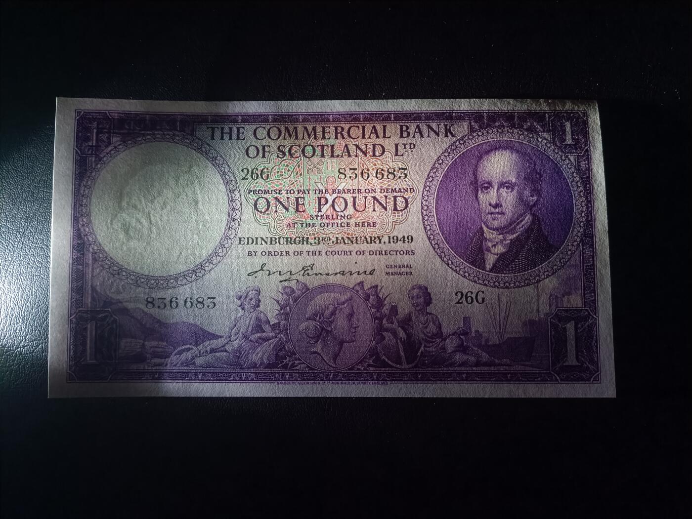 2026首期，总第211期 苏格兰国家商业银行1949年1镑AUNC，银行创始人和银行大徽章，少见早期紫色版本