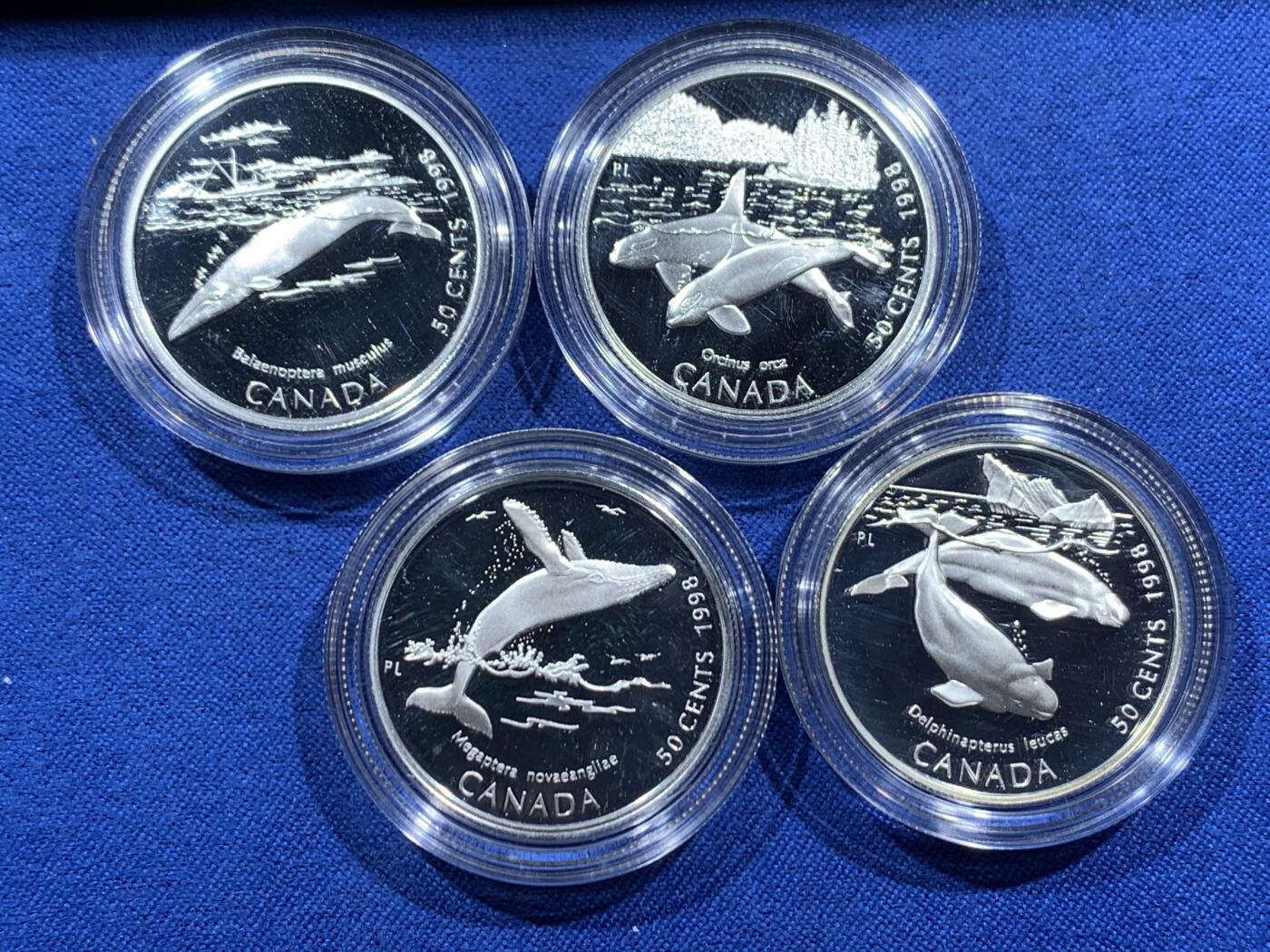 《竞宝斋》第452场 周日，周一 2场连拍 （全场包邮，欢迎送拍） 加拿大1998年50分X4精制银币套 海洋巨兽-虎鲸/座头鲸/白鲸/蓝鲸 9.3克X4枚 925银 盒证全