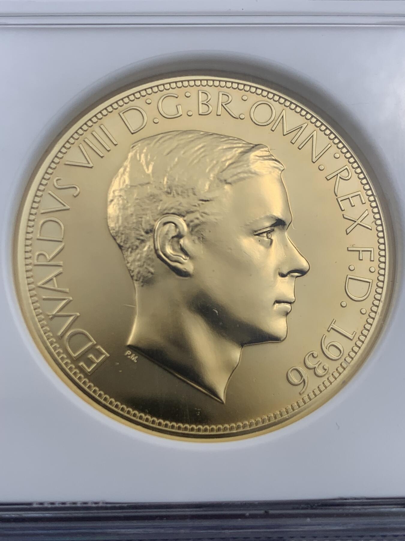 《竞宝斋》第452场 周日，周一 2场连拍 （全场包邮，欢迎送拍） NGC PF68 英国 爱德华八世加冕幻想镀金克朗，爱八官方币玩不起幻想币还是可以玩玩。加厚盒