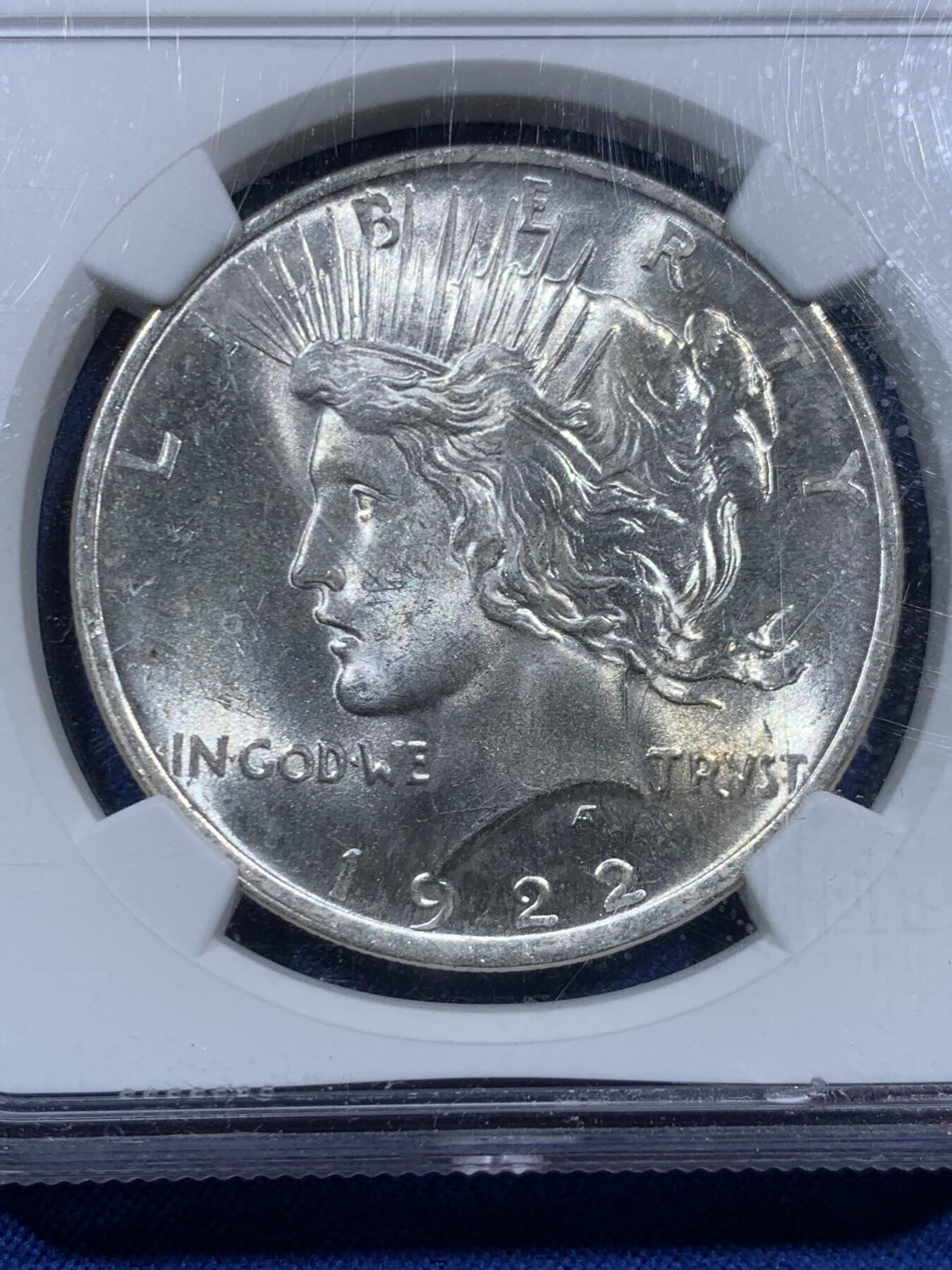 《竞宝斋》第452场 周日，周一 2场连拍 （全场包邮，欢迎送拍） NGC MS63 美国1922年和平一美元银币 银价高涨 直接入手