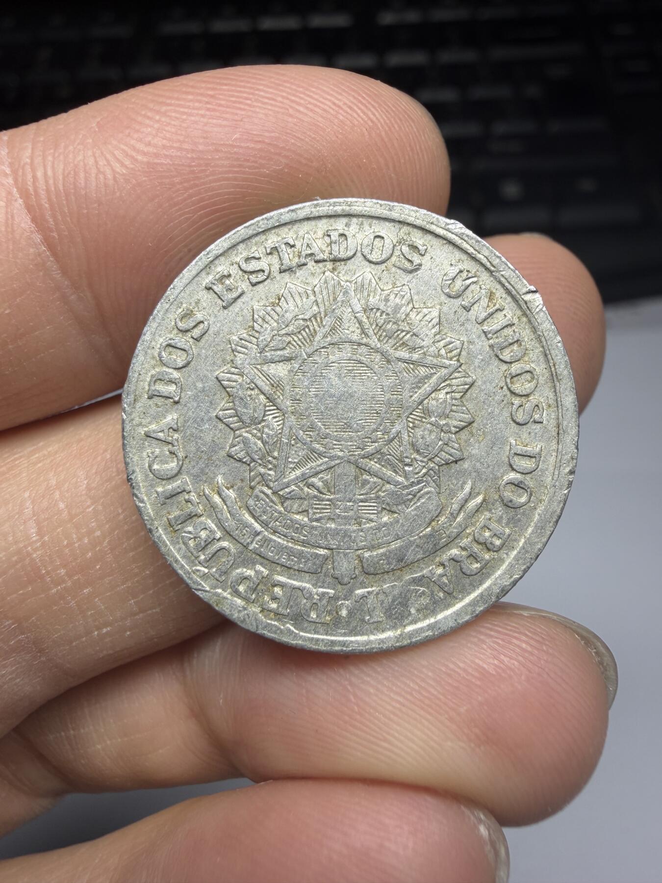 2025年集古藏今外币拍卖第十一期-第5场—（总第295拍），可以寄存60天，满160元包邮。 1961年巴西2克鲁塞罗