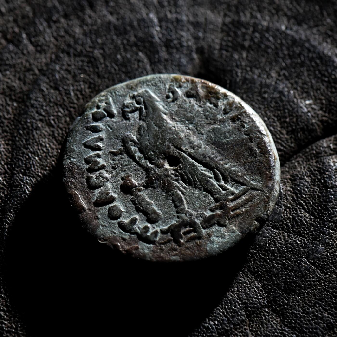 【良泉】第45期【直播场】1月15日晚19.30点开拍！ 208组，西方古代钱币、丝路古珠杂项专场 【11.22克】公元前246-221年【古希腊】埃及托勒密三世，1奥波大铜币