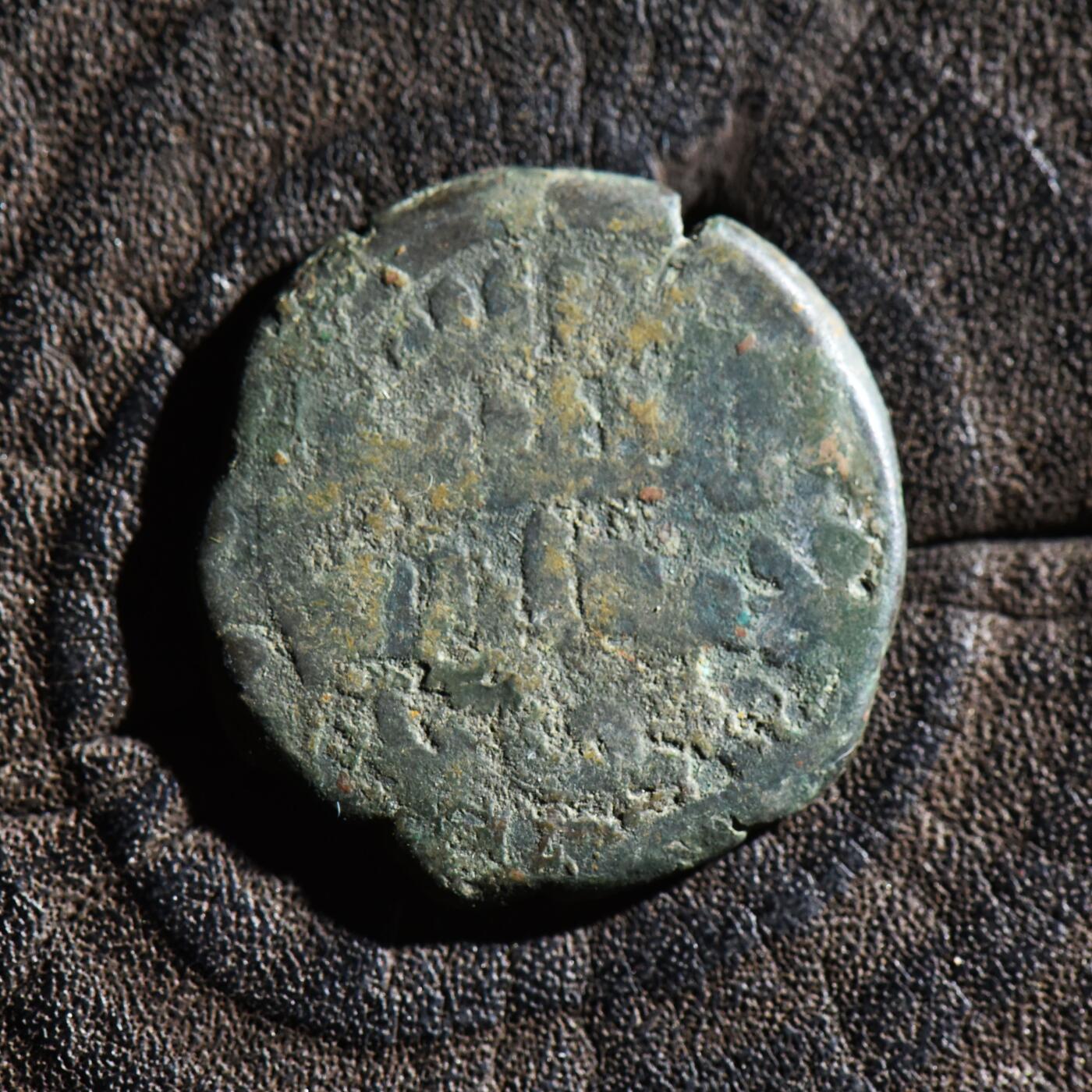 【良泉】第45期【直播场】1月15日晚19.30点开拍！ 208组，西方古代钱币、丝路古珠杂项专场 【铭文清晰】公元1180–1205年【丝绸之路】东喀喇汗国，优素福·阿尔斯兰·汗，法尔斯铜币，6.79克