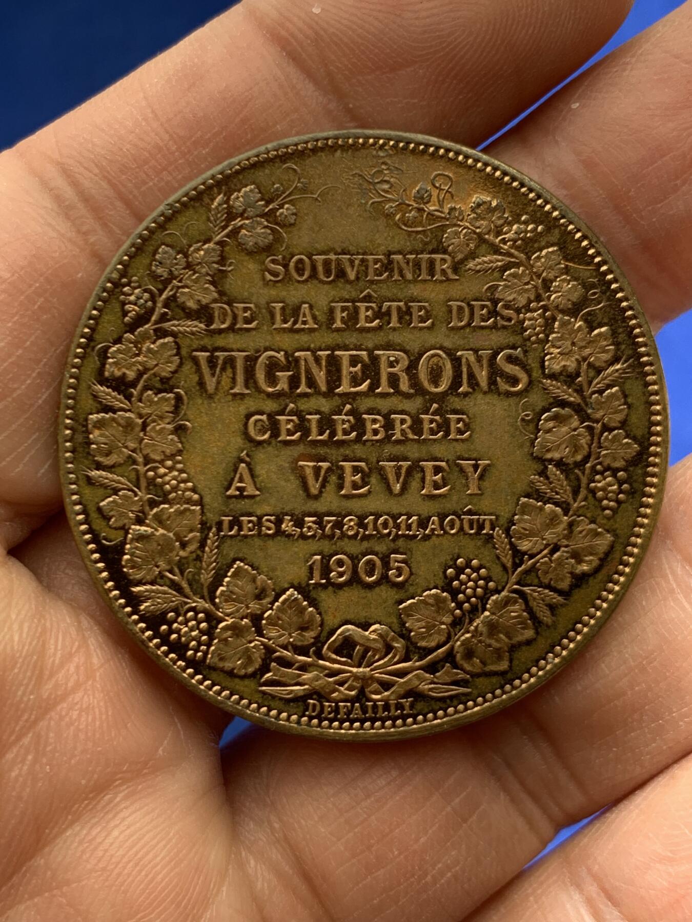 《竞宝斋》第452场 周日，周一 2场连拍 （全场包邮，欢迎送拍）