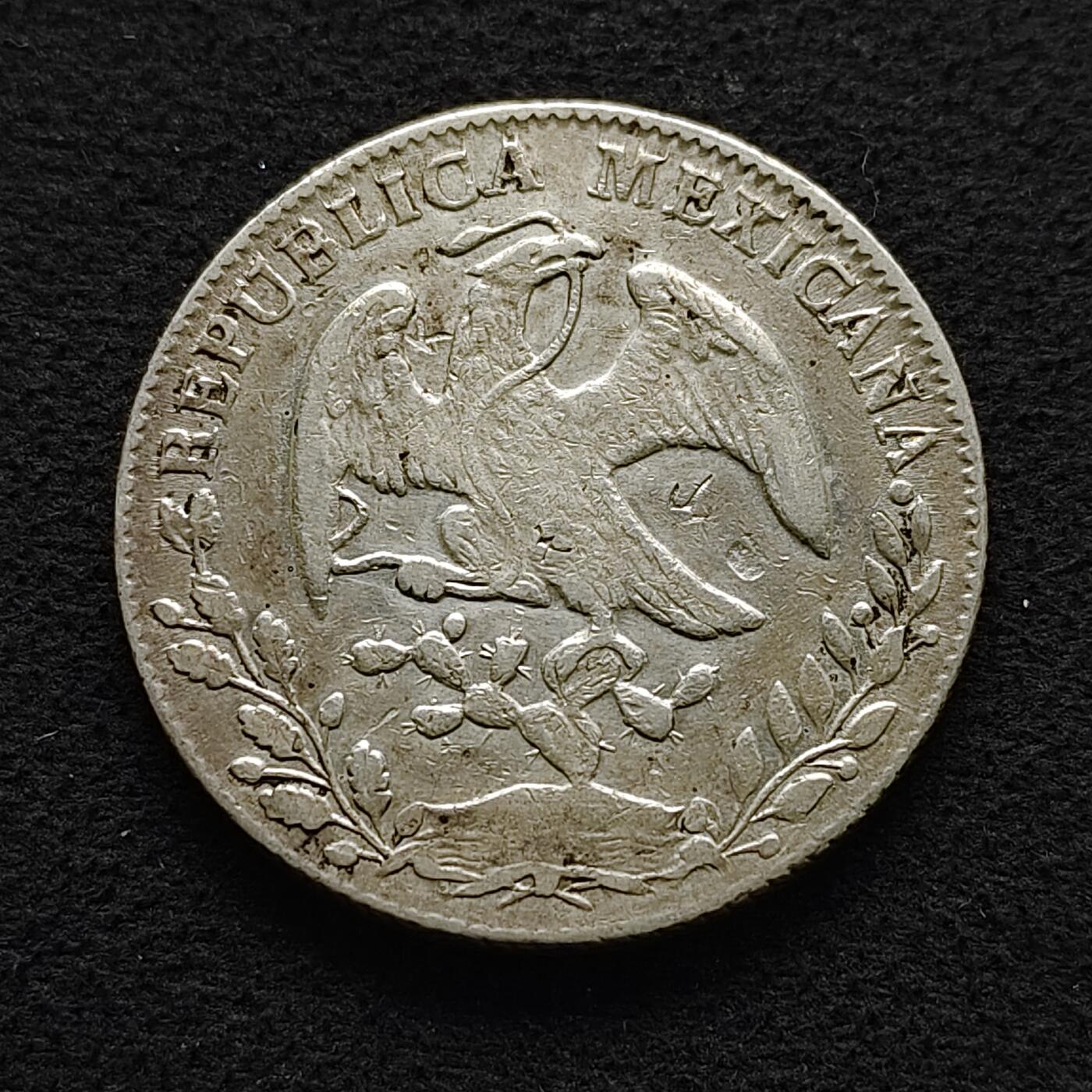 【全场包邮】纯粹捡漏拍491场（免费代拍第28场） 墨西哥1862年8瑞尔花边鹰洋（38.9毫米27.07克）银币