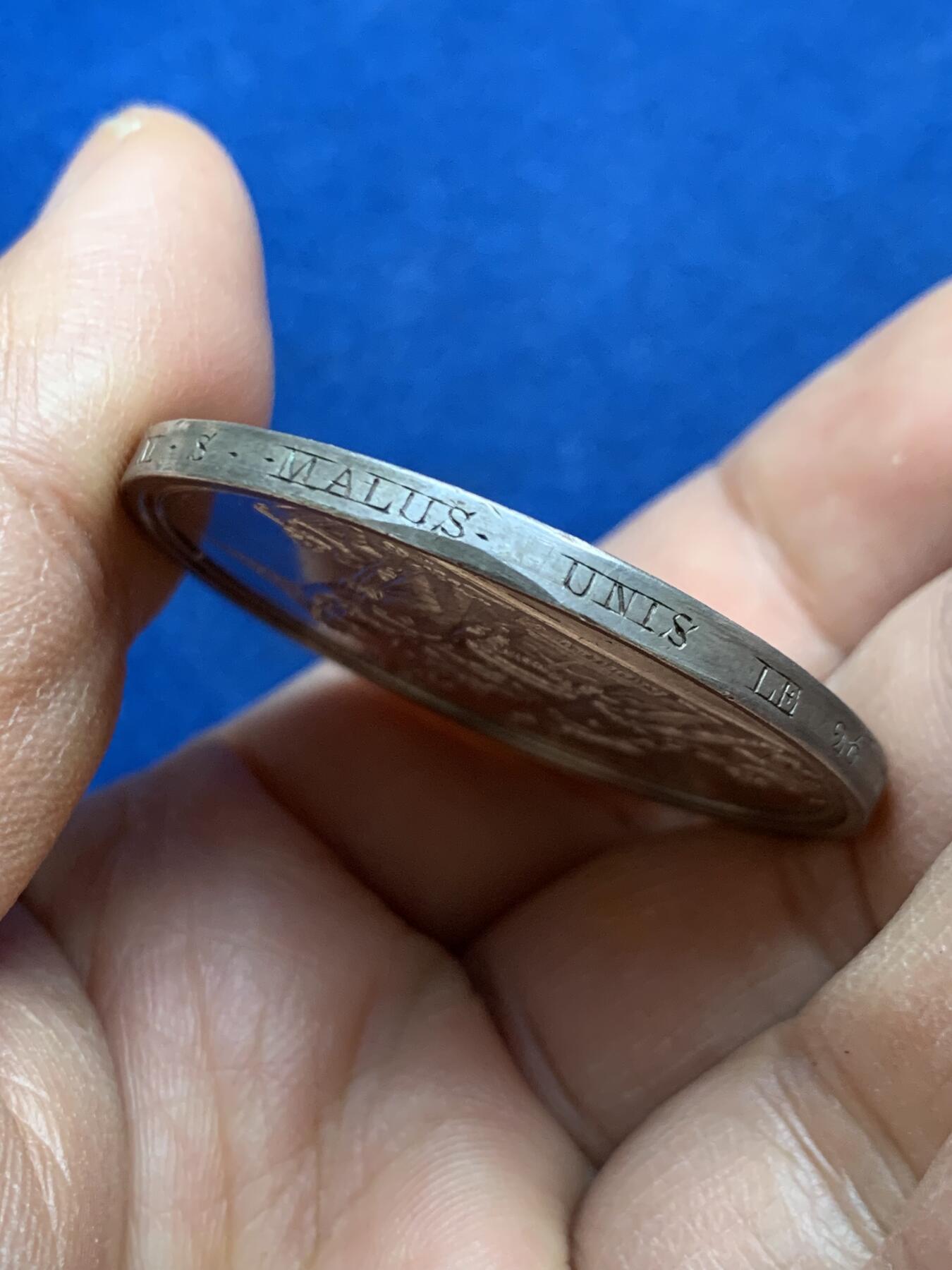 《竞宝斋》第452场 周日，周一 2场连拍 （全场包邮，欢迎送拍） 法国1811年婚礼纪念章 结婚银章 少见品种 41.5MM 33g 早期无边铭