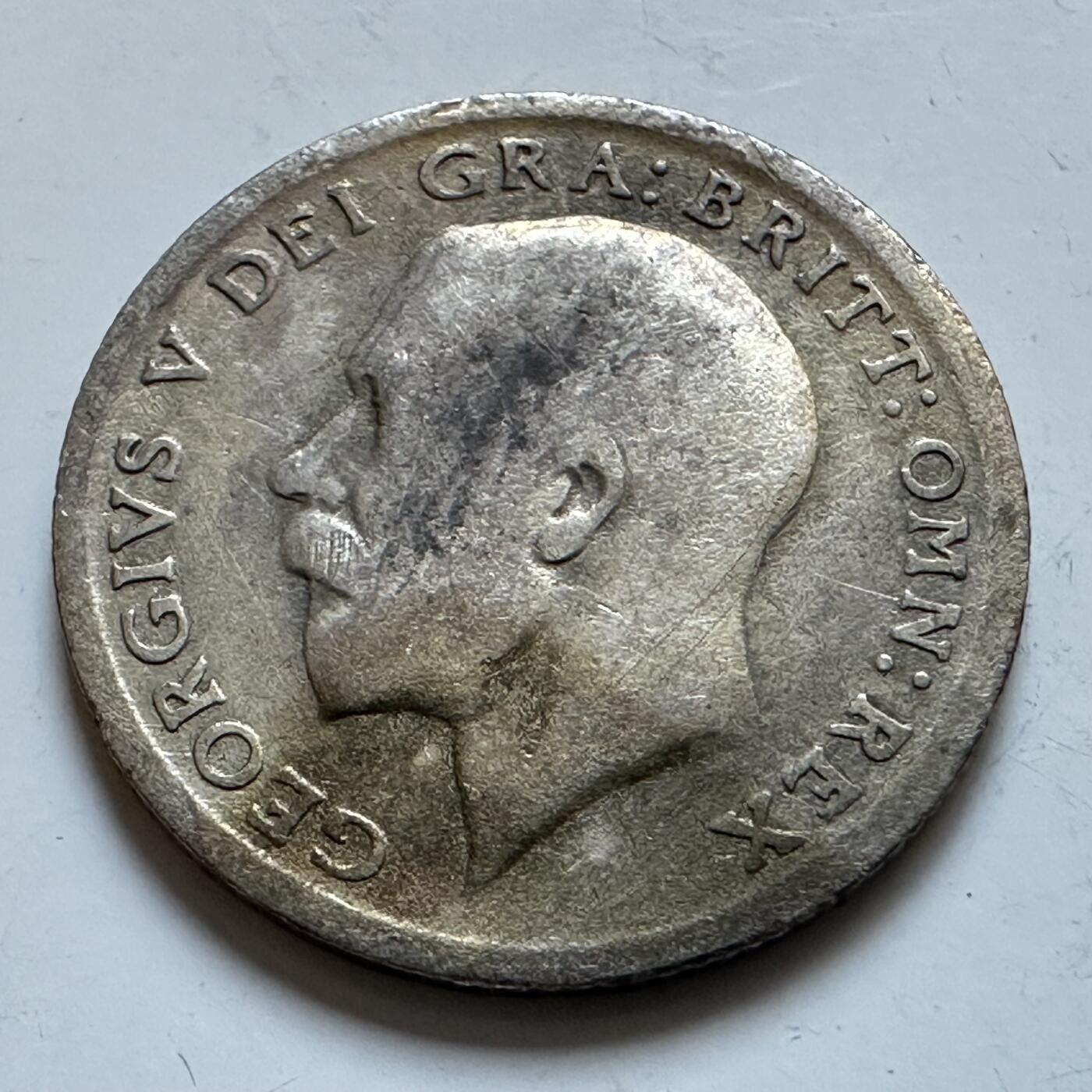 🌹外币初藏🌹🐯2025年第147场  每周二四六晚8️⃣点 接代拍 英国乔五 6便士银币