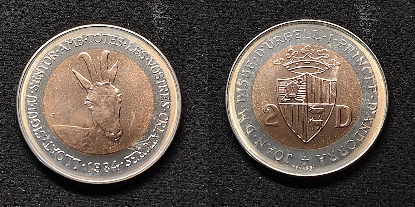 【全场包邮】纯粹捡漏拍491场（免费代拍第28场） 【少见】安道尔1984年2第纳尔野生动物系列3枚双色纪念币-原盒-量5000