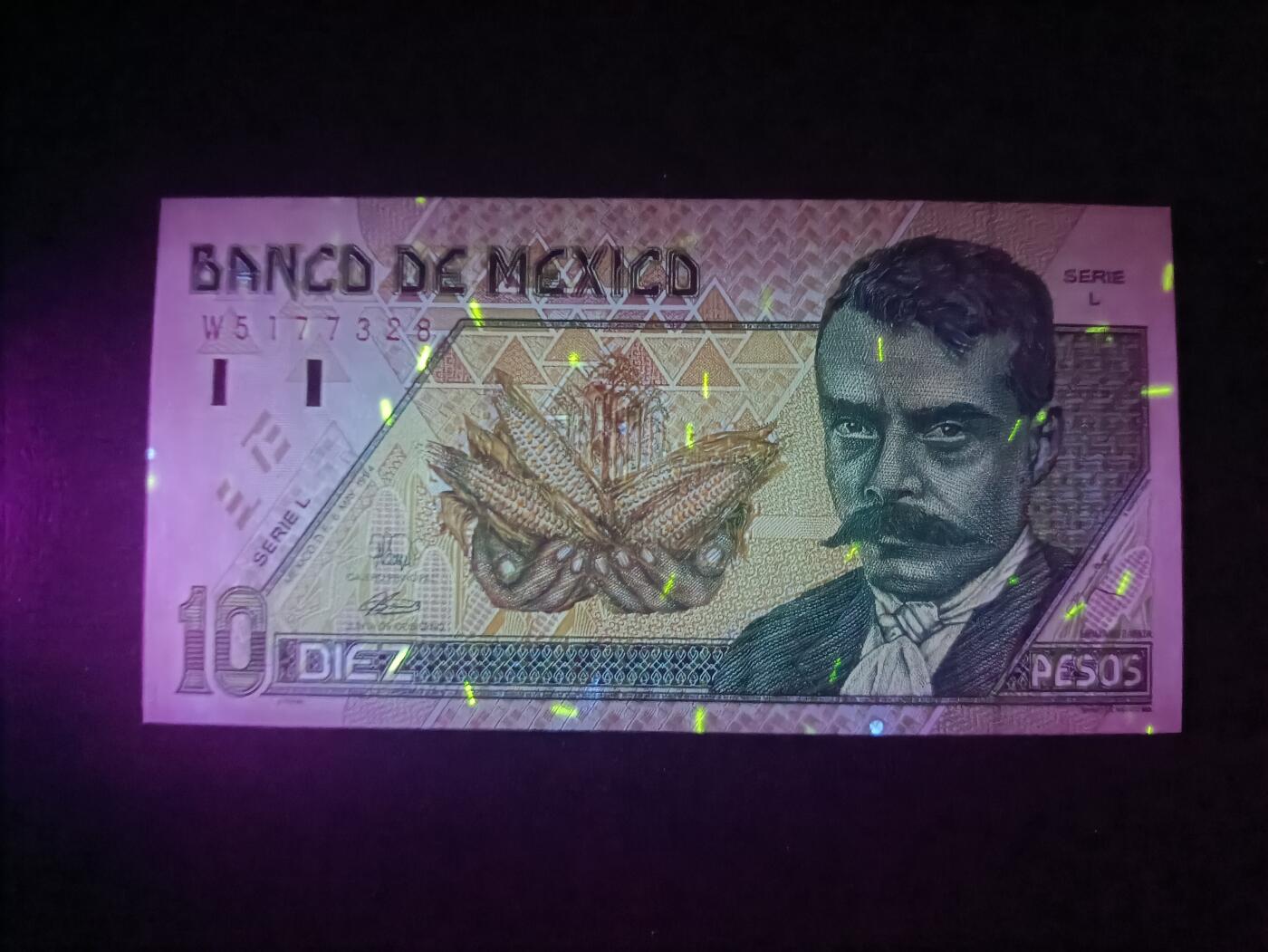 2026首期，总第211期 墨西哥1994年10比索UNC，独立领袖扎帕塔和解放农奴雕像