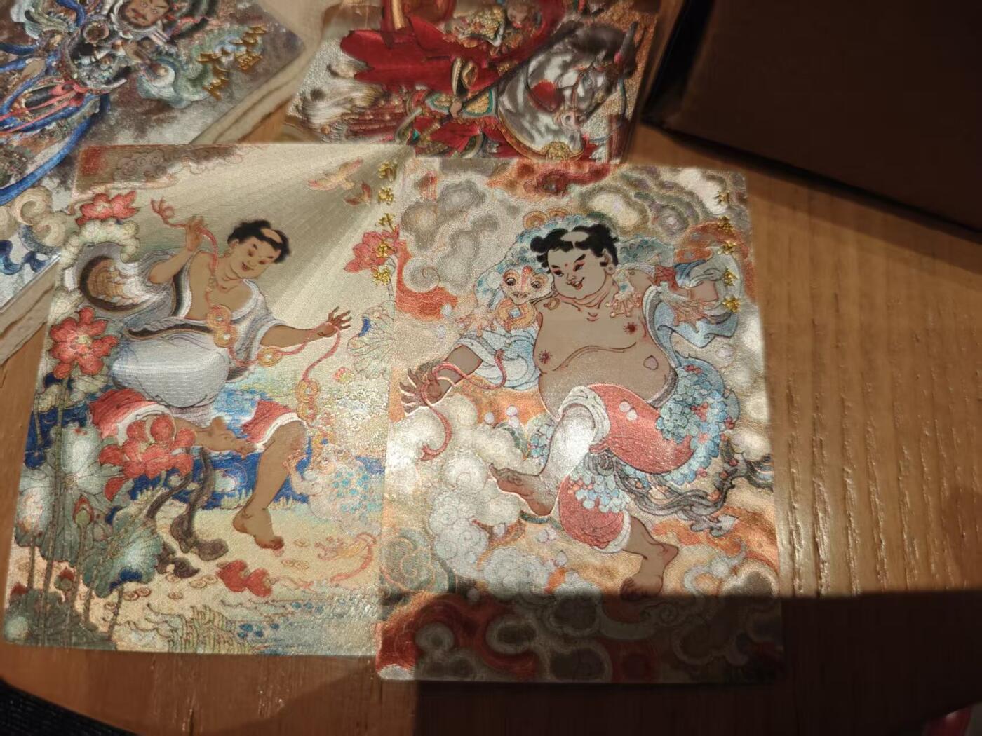 寸草不生拍卖 第十七期  山河潮玩特卡 一对‘ 刘海戏金蟾