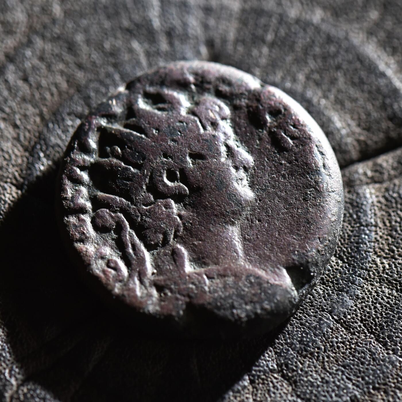 【良泉】第45期【直播场】1月15日晚19.30点开拍！ 208组，西方古代钱币、丝路古珠杂项专场 【藏家出品A】13.18克，公元64-65年，埃及行省，尼禄在位第11年打制神鹰四德拉克马，亚历山大港造币厂