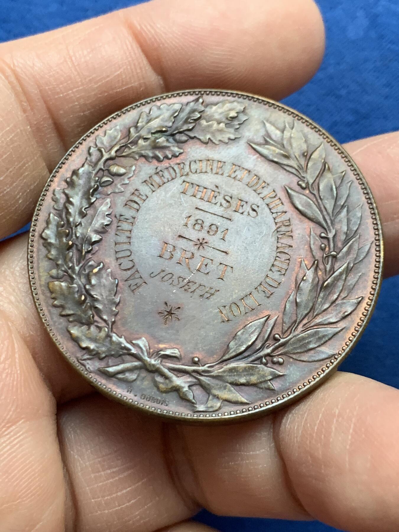 《竞宝斋》第452场 周日，周一 2场连拍 （全场包邮，欢迎送拍） 1891年玛丽安娜女神铜章 带原盒 33.3克 41.2mm 丰饶角铜标