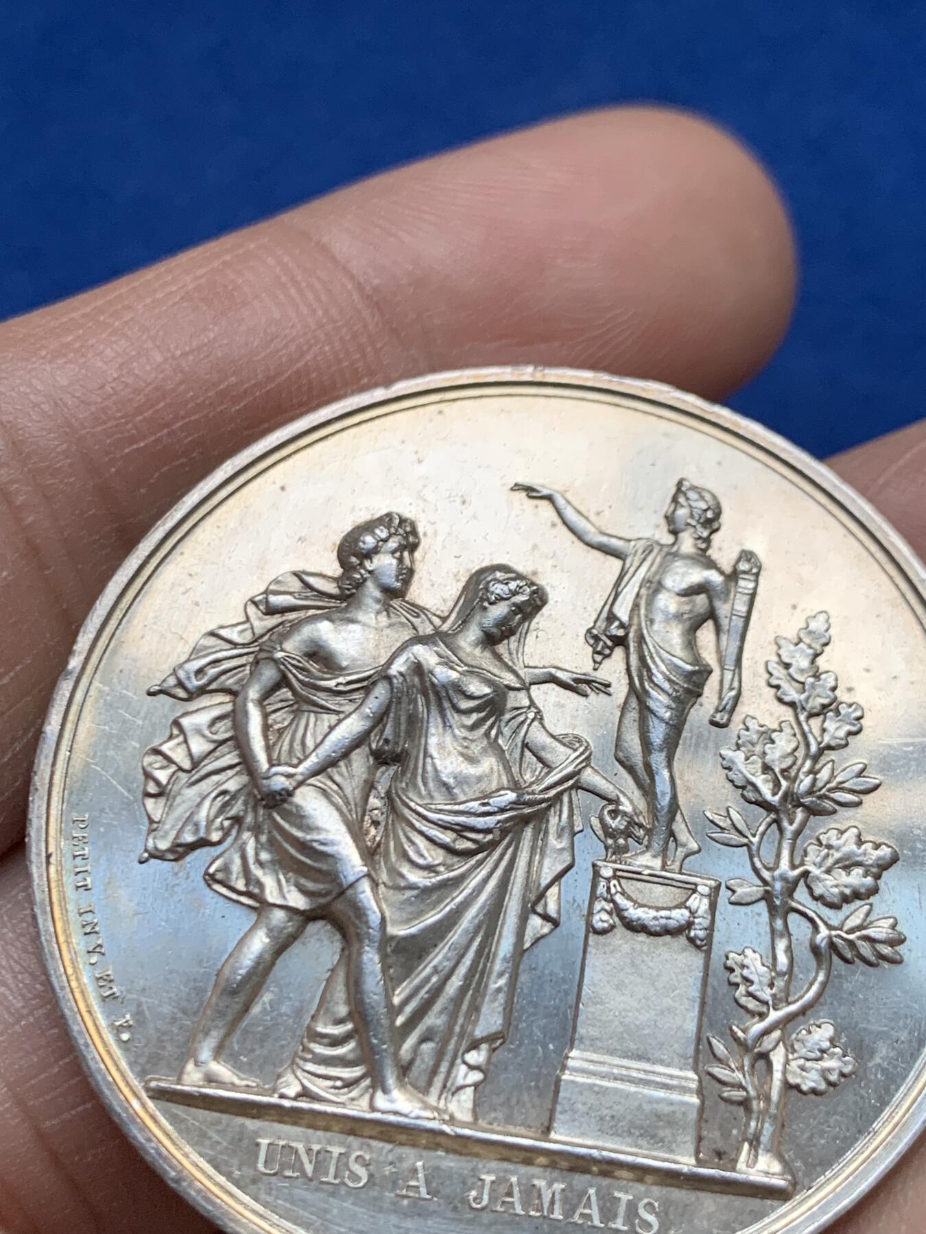 《竞宝斋》第452场 周日，周一 2场连拍 （全场包邮，欢迎送拍） 法国1848年婚礼纪念章 结婚银章 少见品种 39MM 24.15g 手指银标