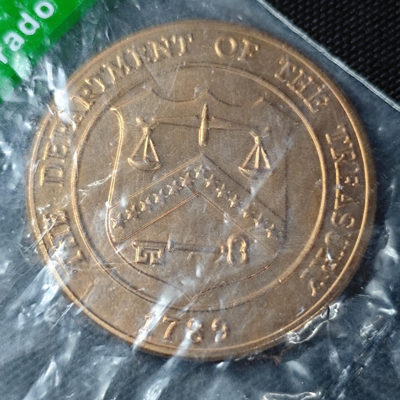 KK钱币收藏小铺 《套币 好品/批量散币专场》  2月预留时间 周末发货  美国造币厂纪念铜章 原封