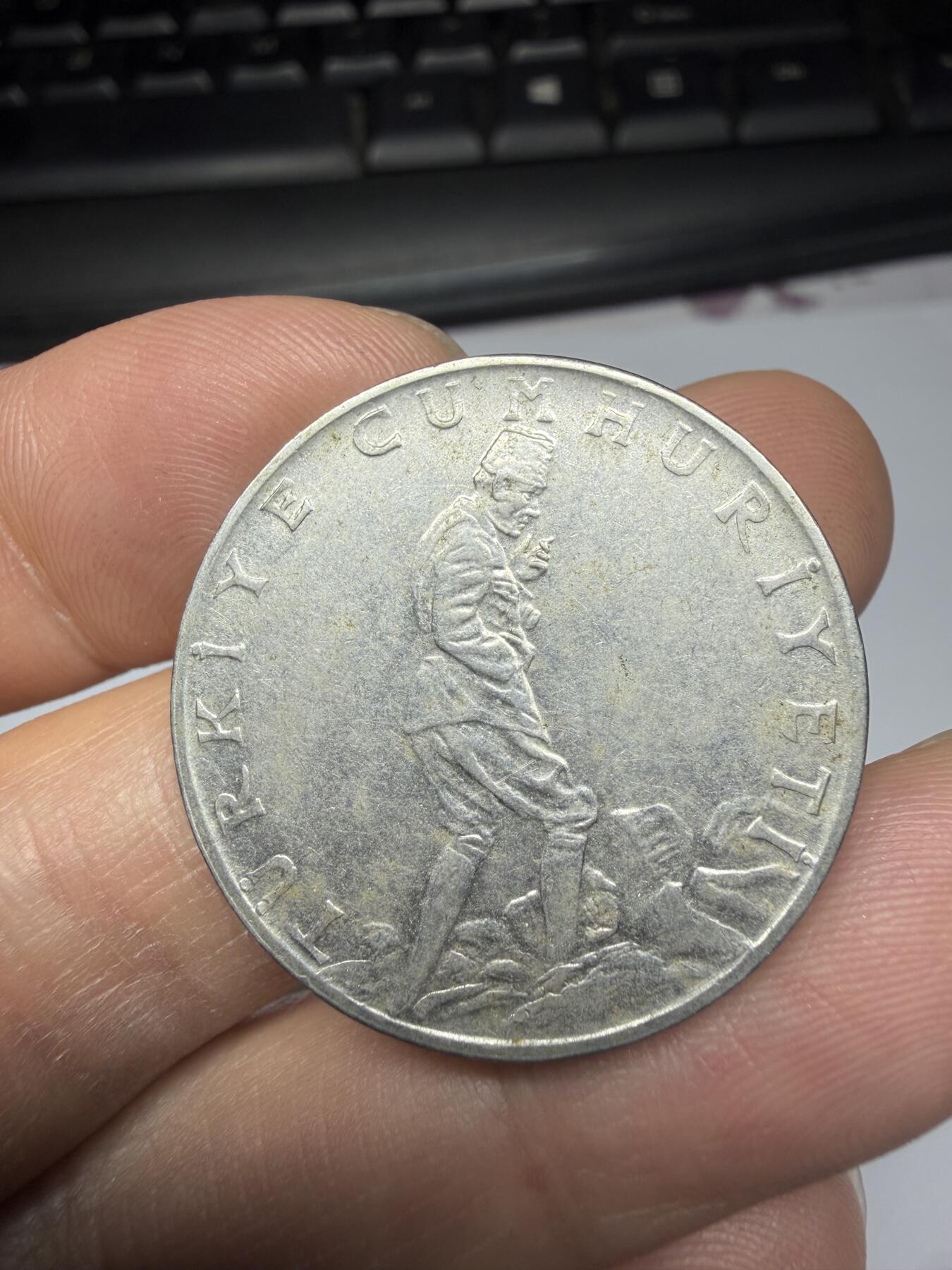 2025年集古藏今外币拍卖第十一期-第5场—（总第295拍），可以寄存60天，满160元包邮。 1973年土耳其2.5里拉