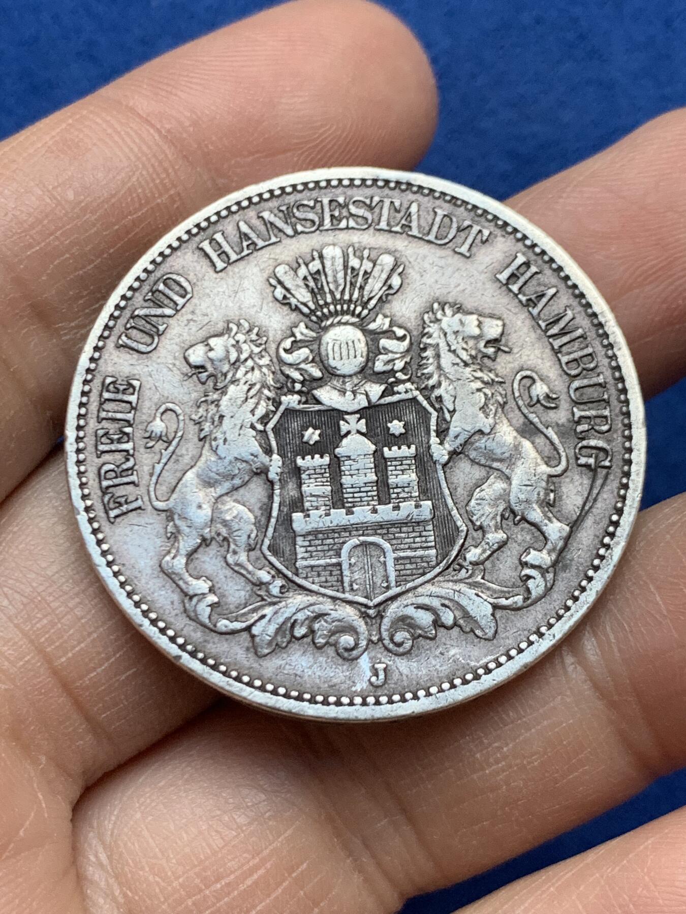 《竞宝斋》第452场 周日，周一 2场连拍 （全场包邮，欢迎送拍） 德国1876年汉堡双狮-短翅5马克银币