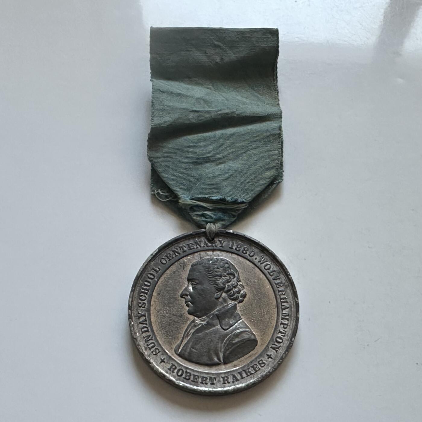 🌹外币初藏🌹🐯2025年第147场  每周二四六晚8️⃣点 接代拍 英国1880年伍尔弗汉普顿主日学校百年纪念章 43.3毫米