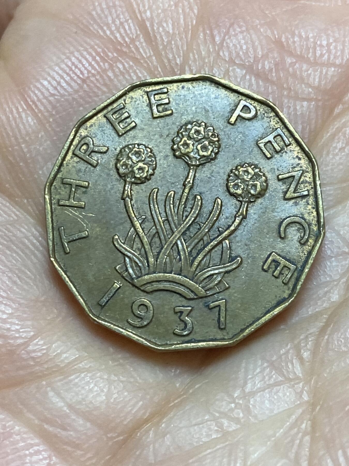 2026年第一场(总第一百七十场）外国好品散币场(免佣金) 好品–英国🇬🇧1937年3便士(乔治六世加冕年，第一版首发年)