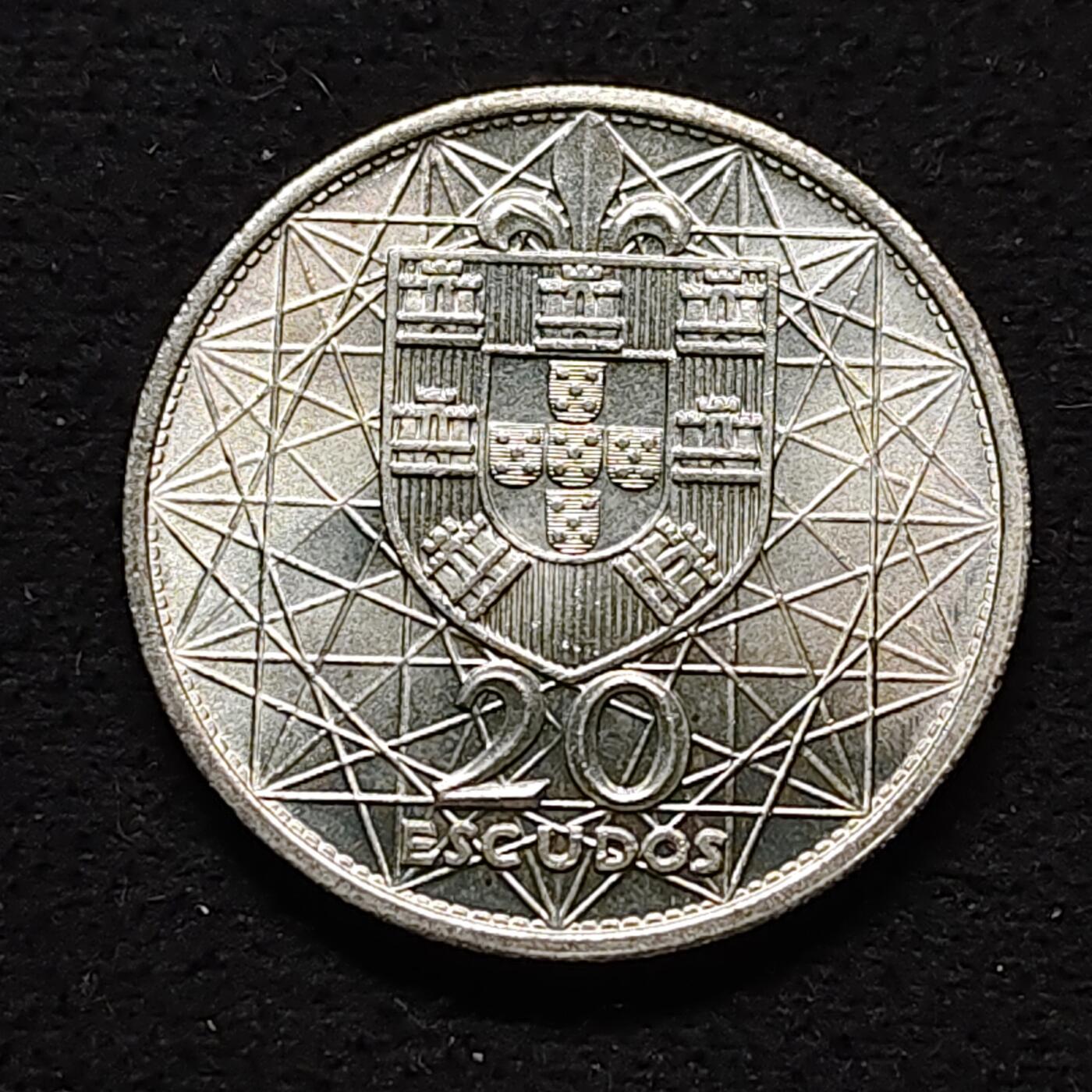 【全场包邮】纯粹捡漏拍490场（免费代拍第27场） 葡萄牙1966年20埃斯库多萨拉扎大桥通车（30毫米10克）纪念银币