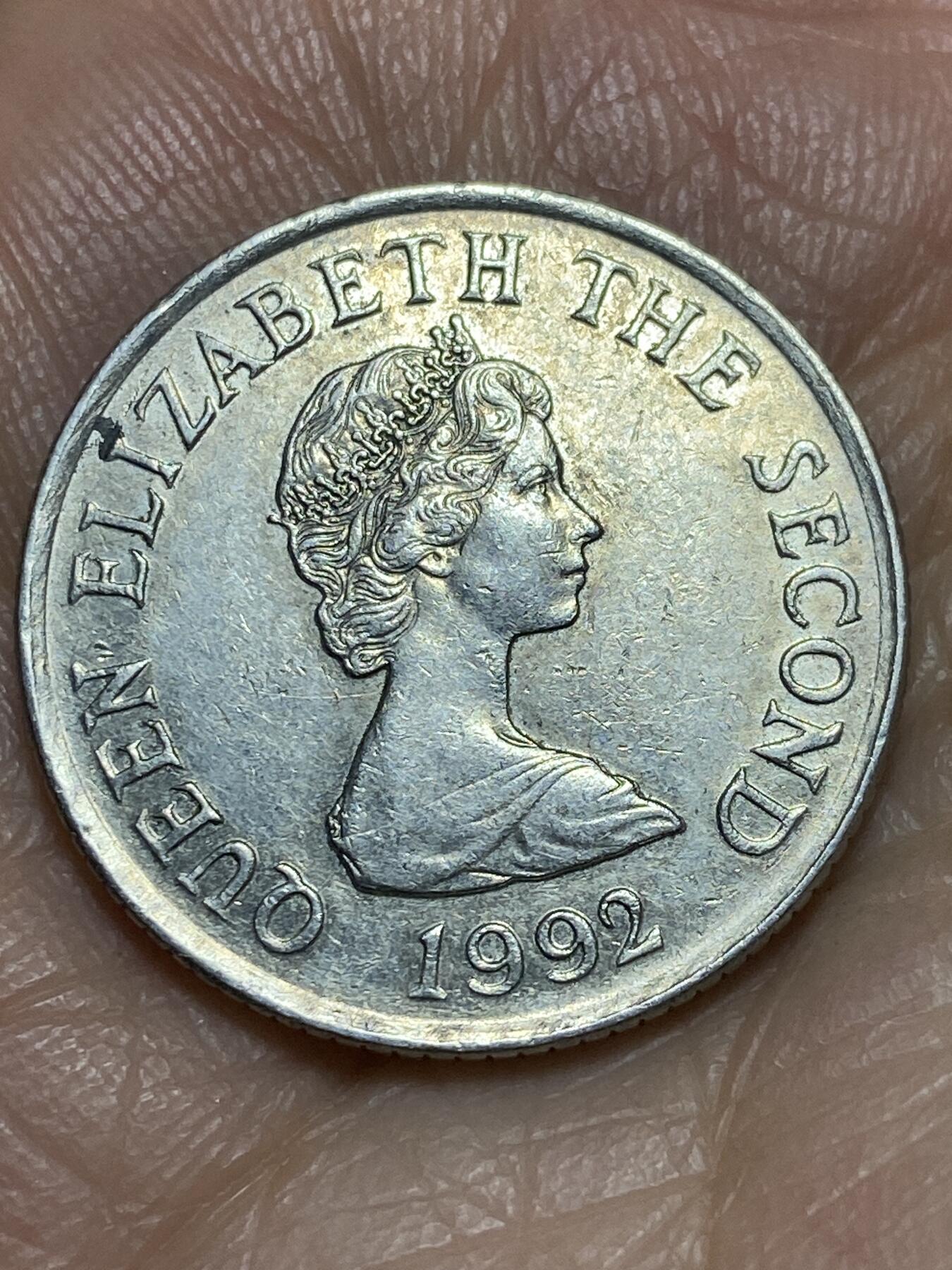 2026年第一场(总第一百七十场）外国好品散币场(免佣金) 英属泽西岛🇯🇪1992年10便士(伊丽莎白二世中年花冠第三套第二版，缩小尺寸版，首发年)