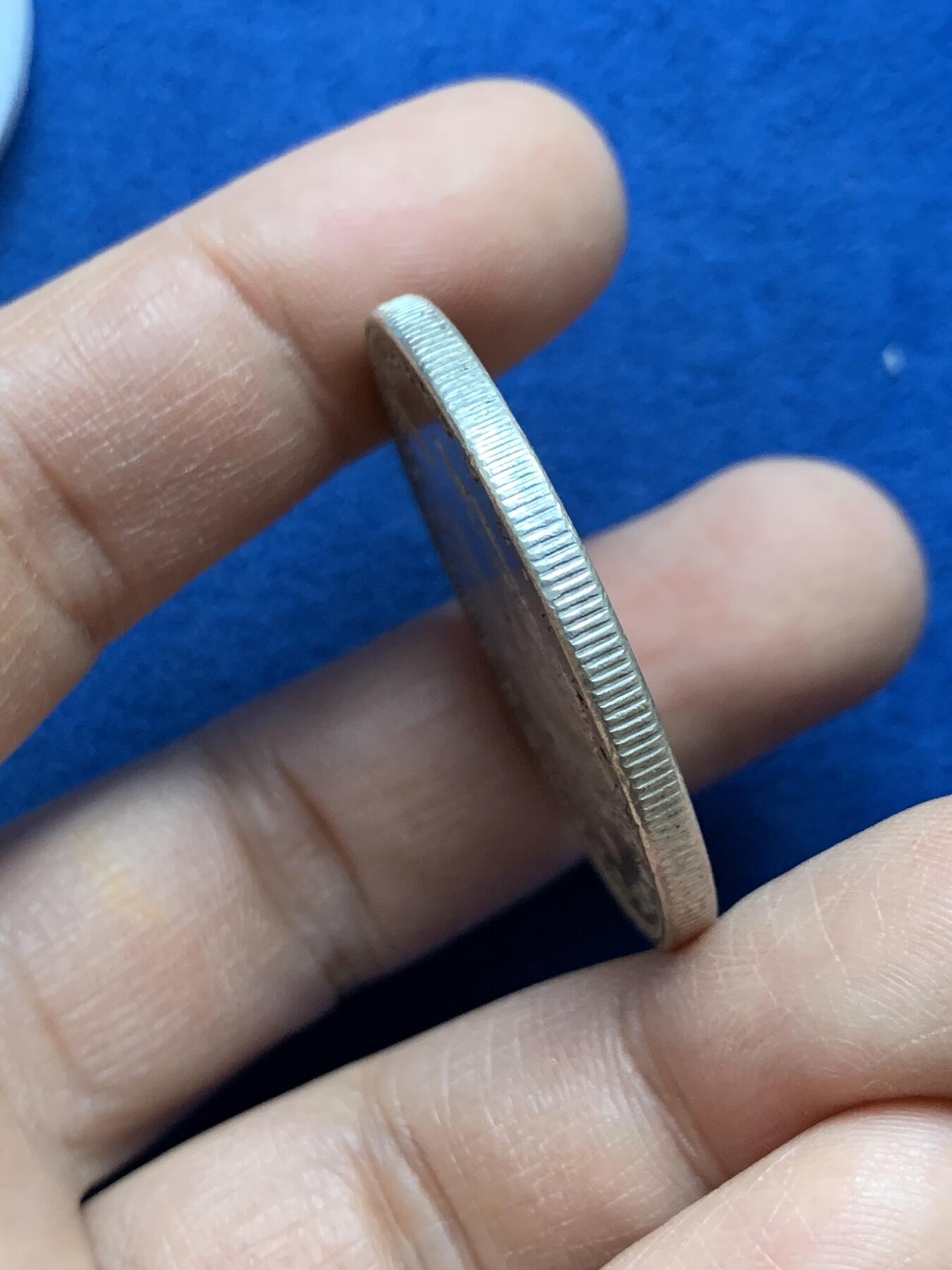 《竞宝斋》第452场 周日，周一 2场连拍 （全场包邮，欢迎送拍） 美国1896年摩根1美元银币