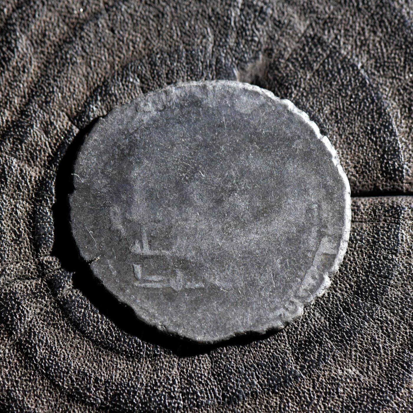 【良泉】第45期【直播场】1月15日晚19.30点开拍！ 208组，西方古代钱币、丝路古珠杂项专场 【藏家出品B】公元10-11世纪，白益王朝，第尔汗银币，5.45克