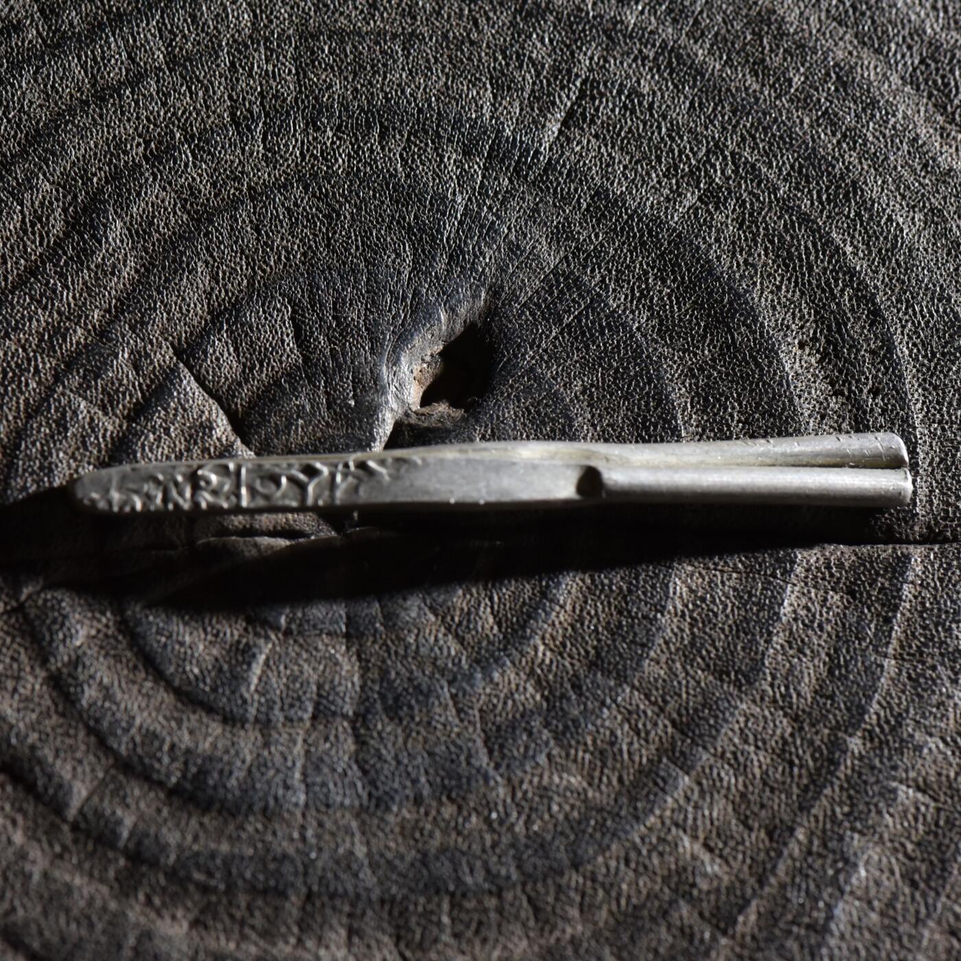 【良泉】第45期【直播场】1月15日晚19.30点开拍！ 208组，西方古代钱币、丝路古珠杂项专场 【罕见】公元1524-1576年【萨法维王朝】塔赫马斯普一世“发卡”银条 ，4.84克