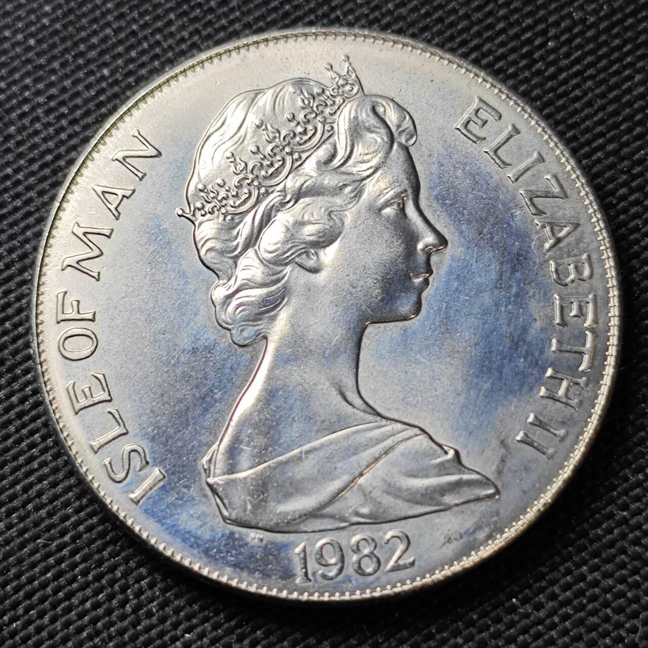 KK钱币收藏小铺 《套币 好品/批量散币专场》  2月预留时间 周末发货   1982马恩岛1克朗形纪念币