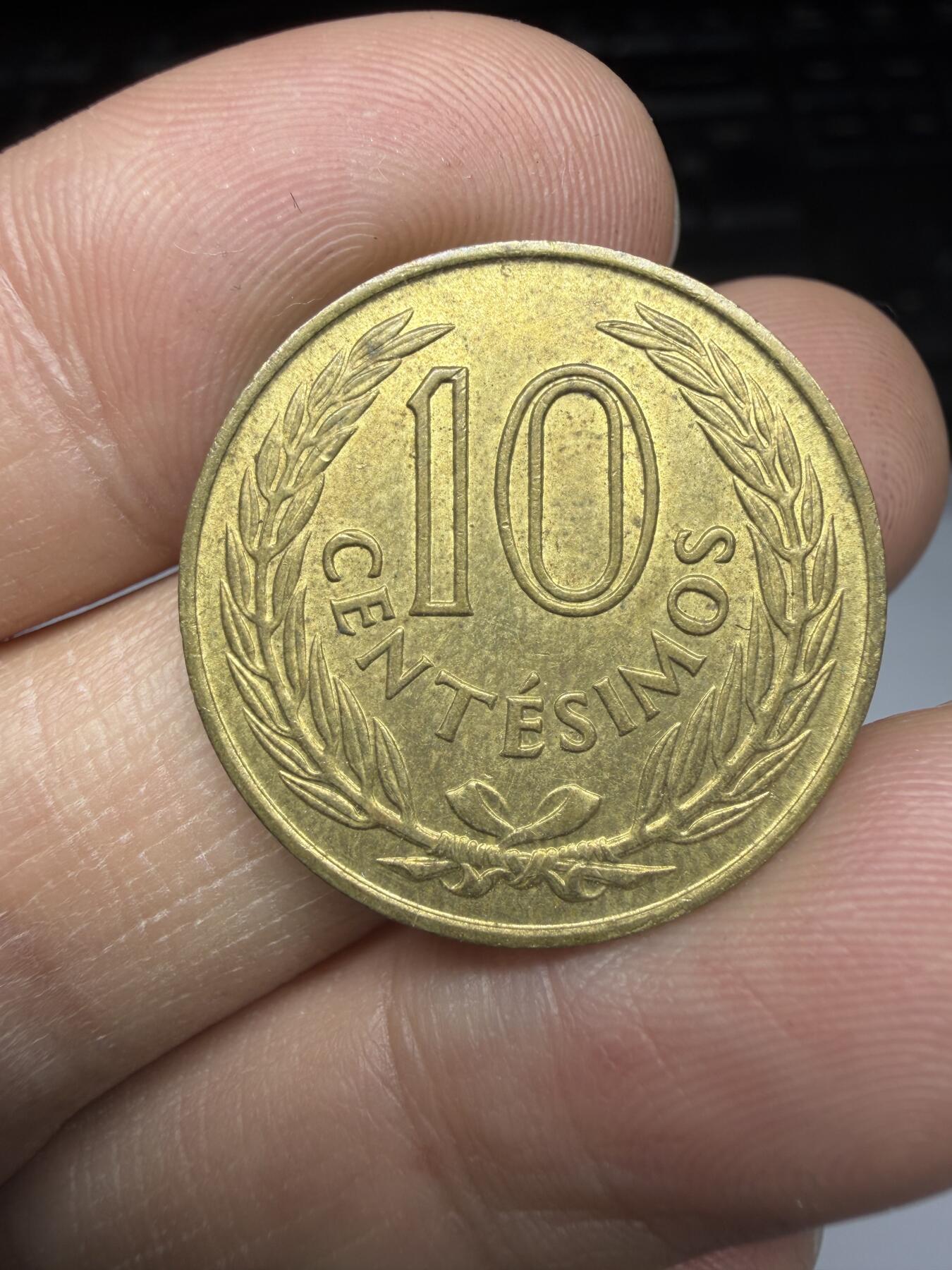 2025年集古藏今外币拍卖第十一期-第5场—（总第295拍），可以寄存60天，满160元包邮。 1960年乌拉圭10比索