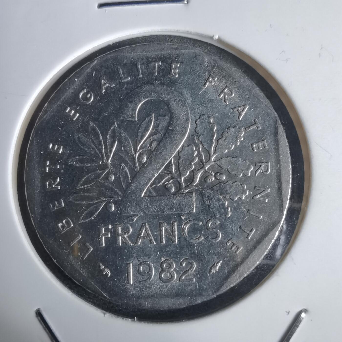 沼泽如烟--第949场 法国1982年2法郎