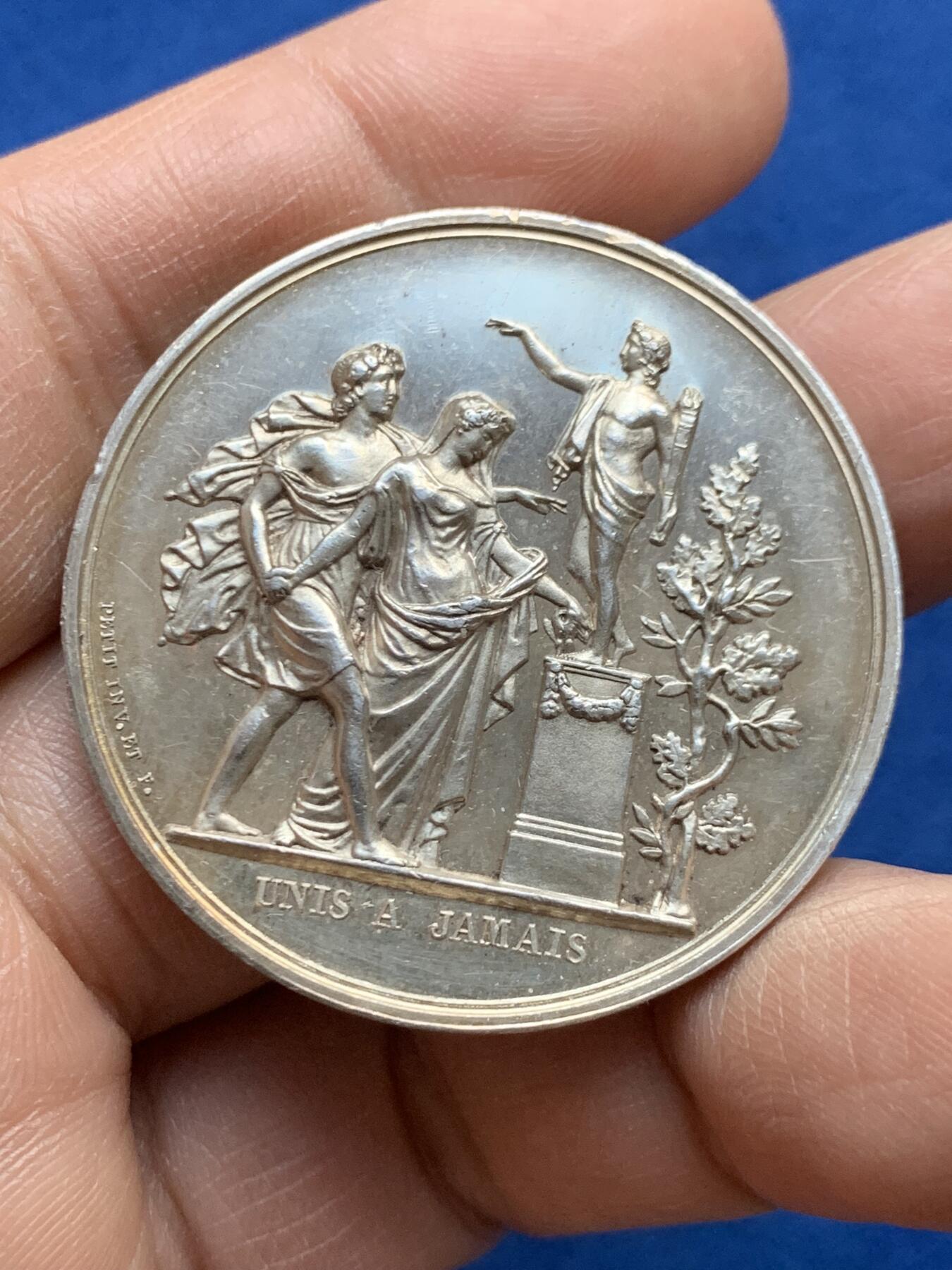 《竞宝斋》第452场 周日，周一 2场连拍 （全场包邮，欢迎送拍） 法国1848年婚礼纪念章 结婚银章 少见品种 39MM 24.15g 手指银标