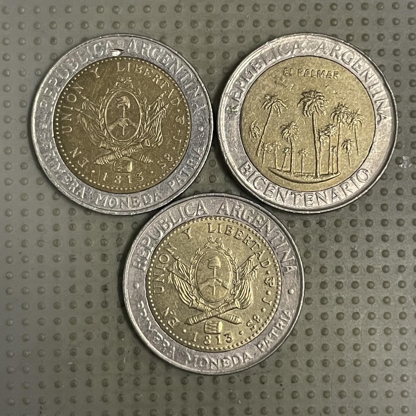 2025年第150场各国散币拍卖（总第150场） 阿根廷1比索3枚