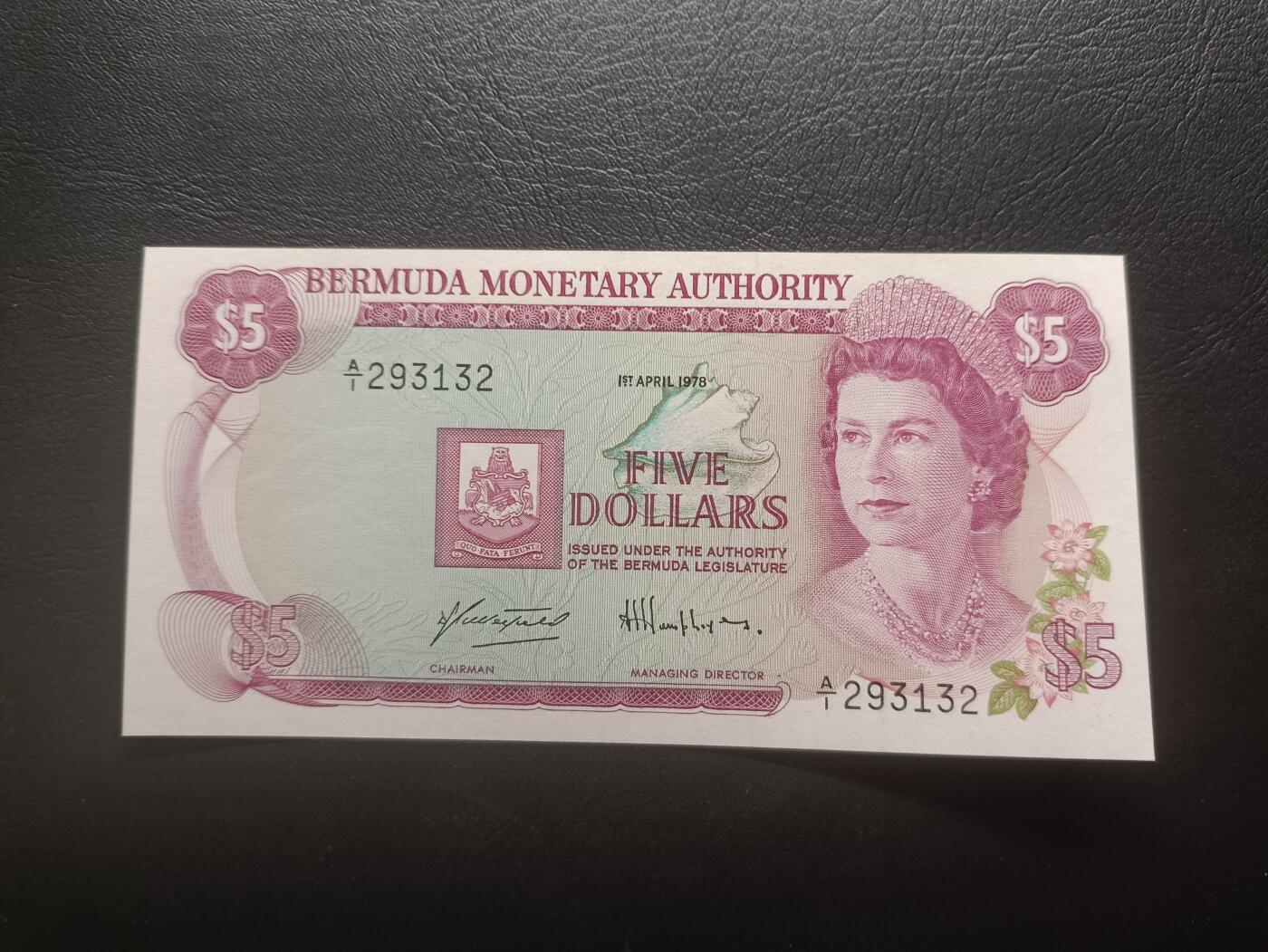 2026首期，总第211期 百慕大1978年5元UNC-首冠A/1无47，后期金管局版本，珍珠冠女王和杜克港灯塔