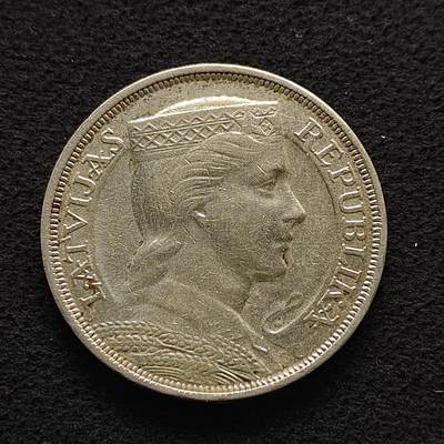 【全场包邮】纯粹捡漏拍491场（免费代拍第28场） - 拉脱维亚1931年女神5拉特（37毫米25克）银币