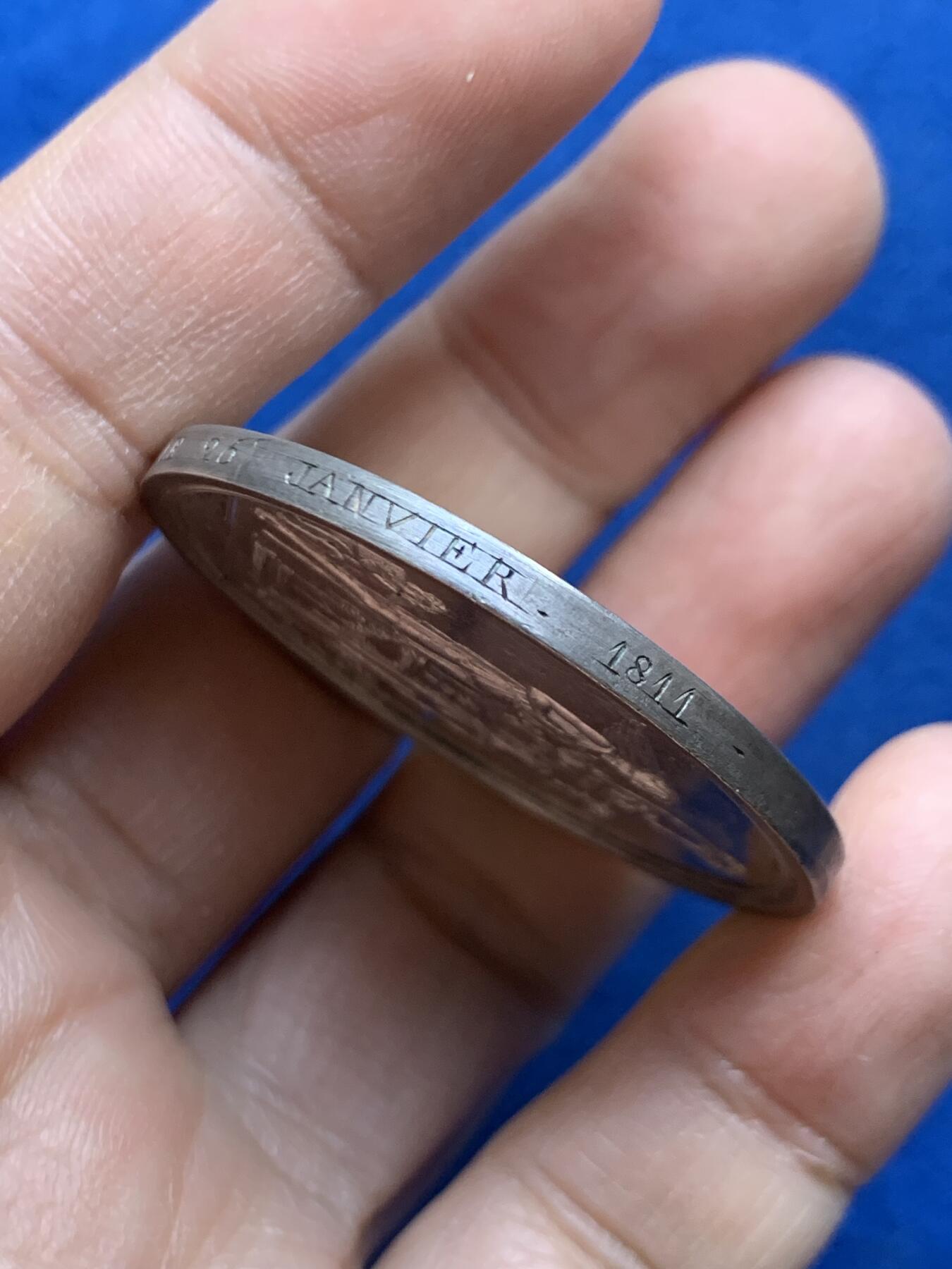 《竞宝斋》第452场 周日，周一 2场连拍 （全场包邮，欢迎送拍） 法国1811年婚礼纪念章 结婚银章 少见品种 41.5MM 33g 早期无边铭