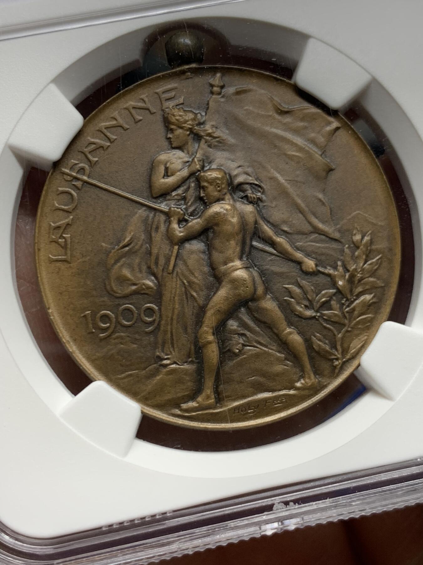 《竞宝斋》第452场 周日，周一 2场连拍 （全场包邮，欢迎送拍） NGC MS64BN 1909年 瑞士洛桑 城市景观铜章 超燃品相