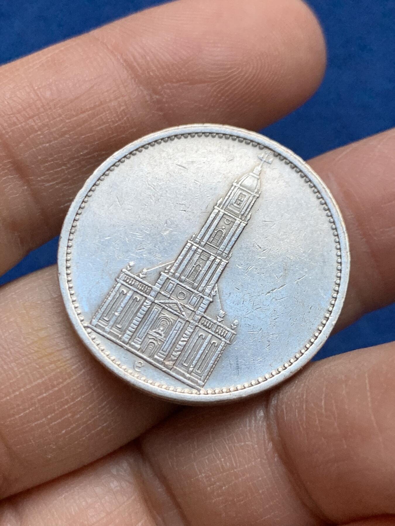 《竞宝斋》第452场 周日，周一 2场连拍 （全场包邮，欢迎送拍） 德国魏玛共和国1934年教堂5马克银币