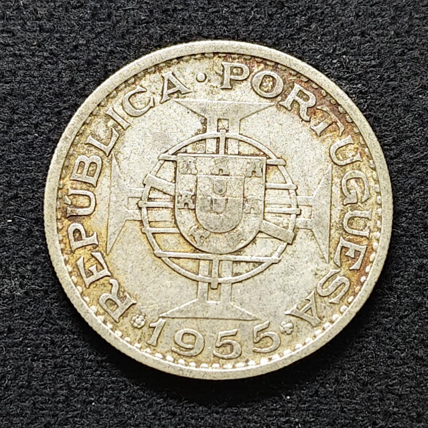 【全场包邮】纯粹捡漏拍491场（免费代拍第28场） 葡属莫桑比克1955年20埃斯库多（30毫米10克）银币