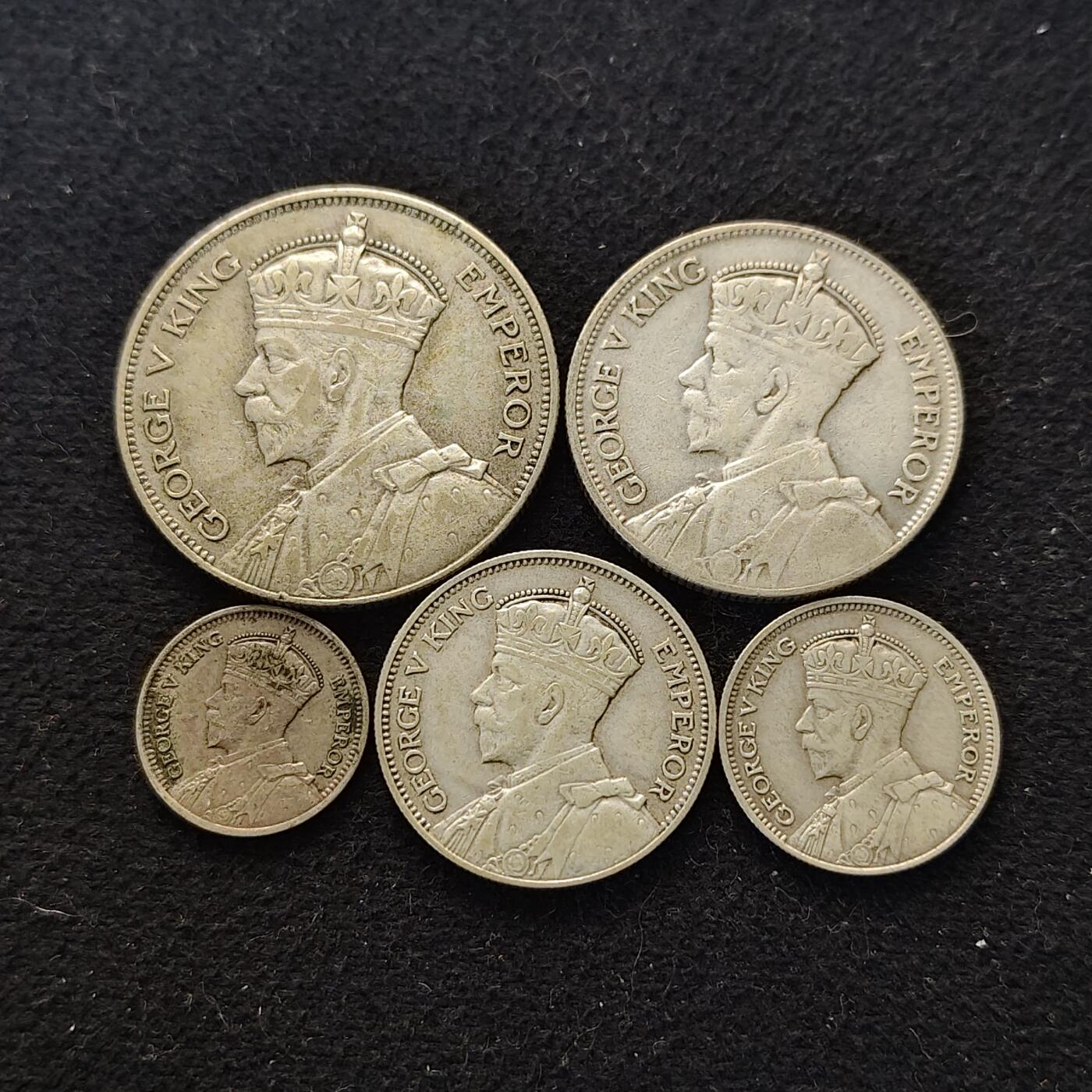 【全场包邮】纯粹捡漏拍491场（免费代拍第28场） 新西兰1934-1935年乔治五世5枚全银套币（共计35.33克）