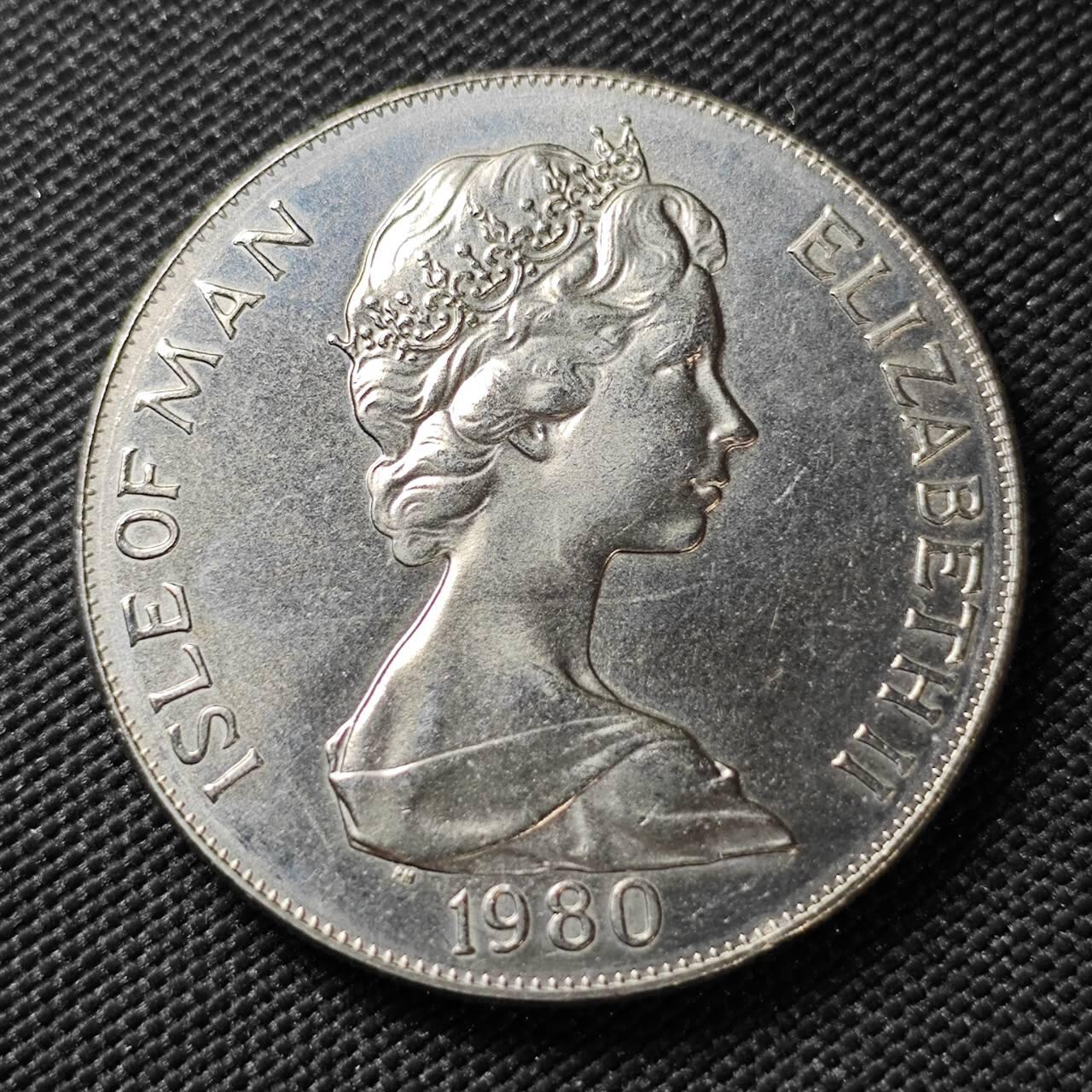 KK钱币收藏小铺 《套币 好品/批量散币专场》  2月预留时间 周末发货   1980马恩岛1克朗形纪念币