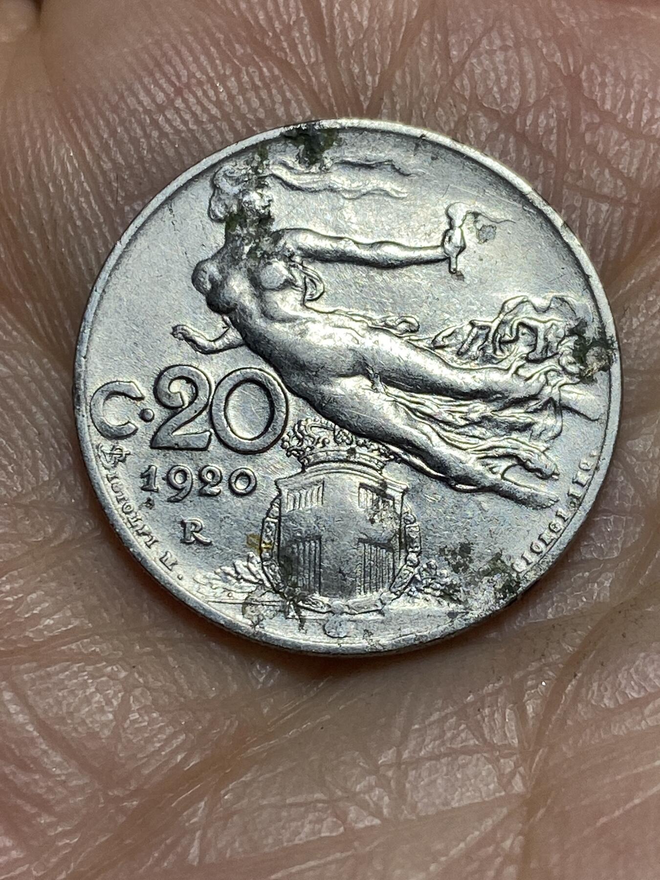 2026年第一场(总第一百七十场）外国好品散币场(免佣金) 意大利王国1920年20分(维托里奥·埃马努埃莱三世第二套)